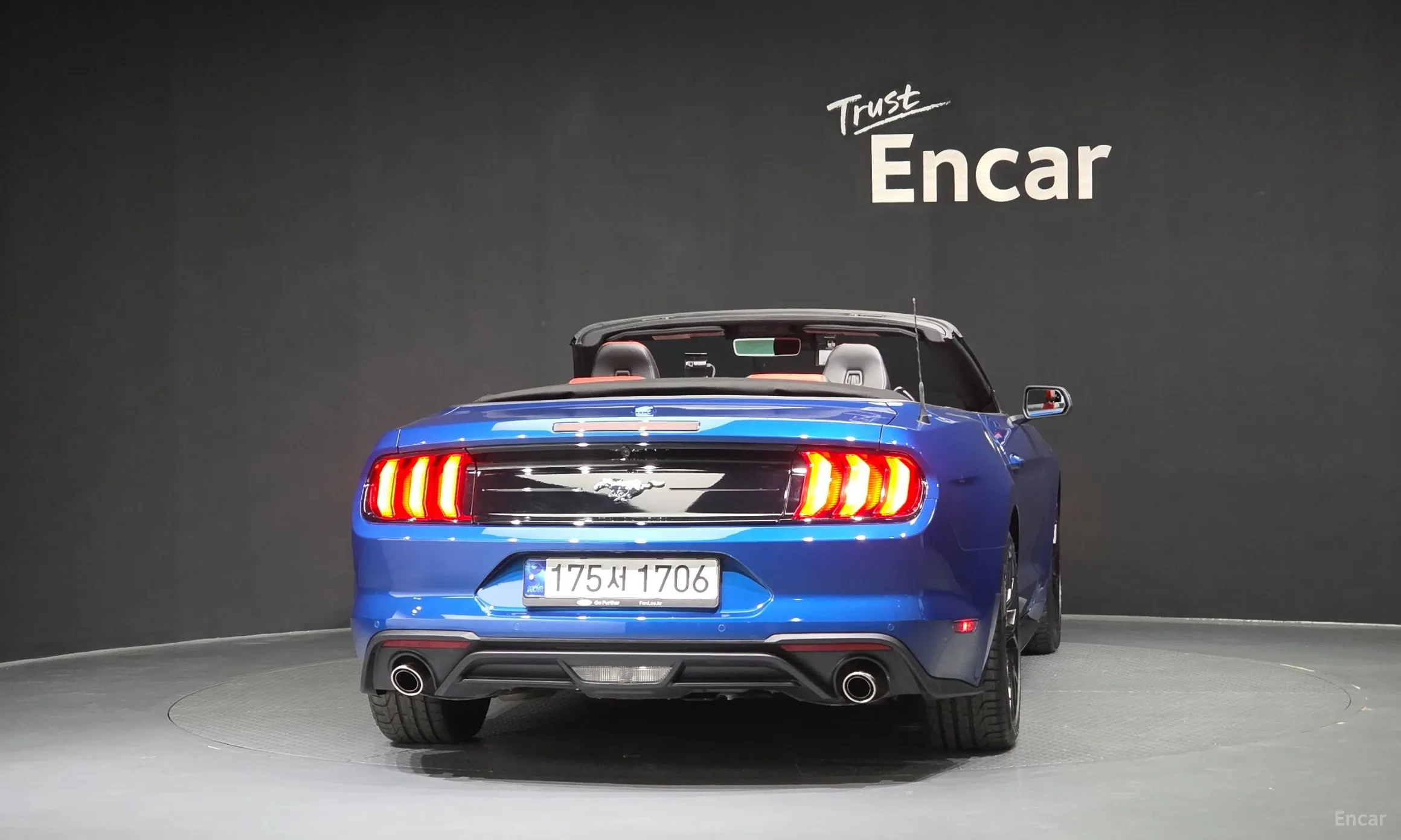 Ford Mustang превью 4