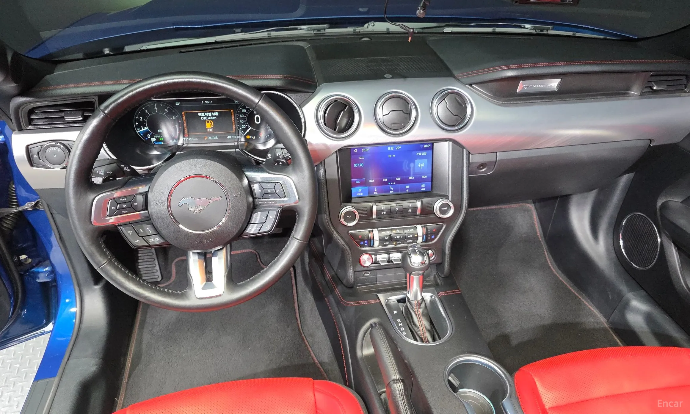 Ford Mustang превью 7