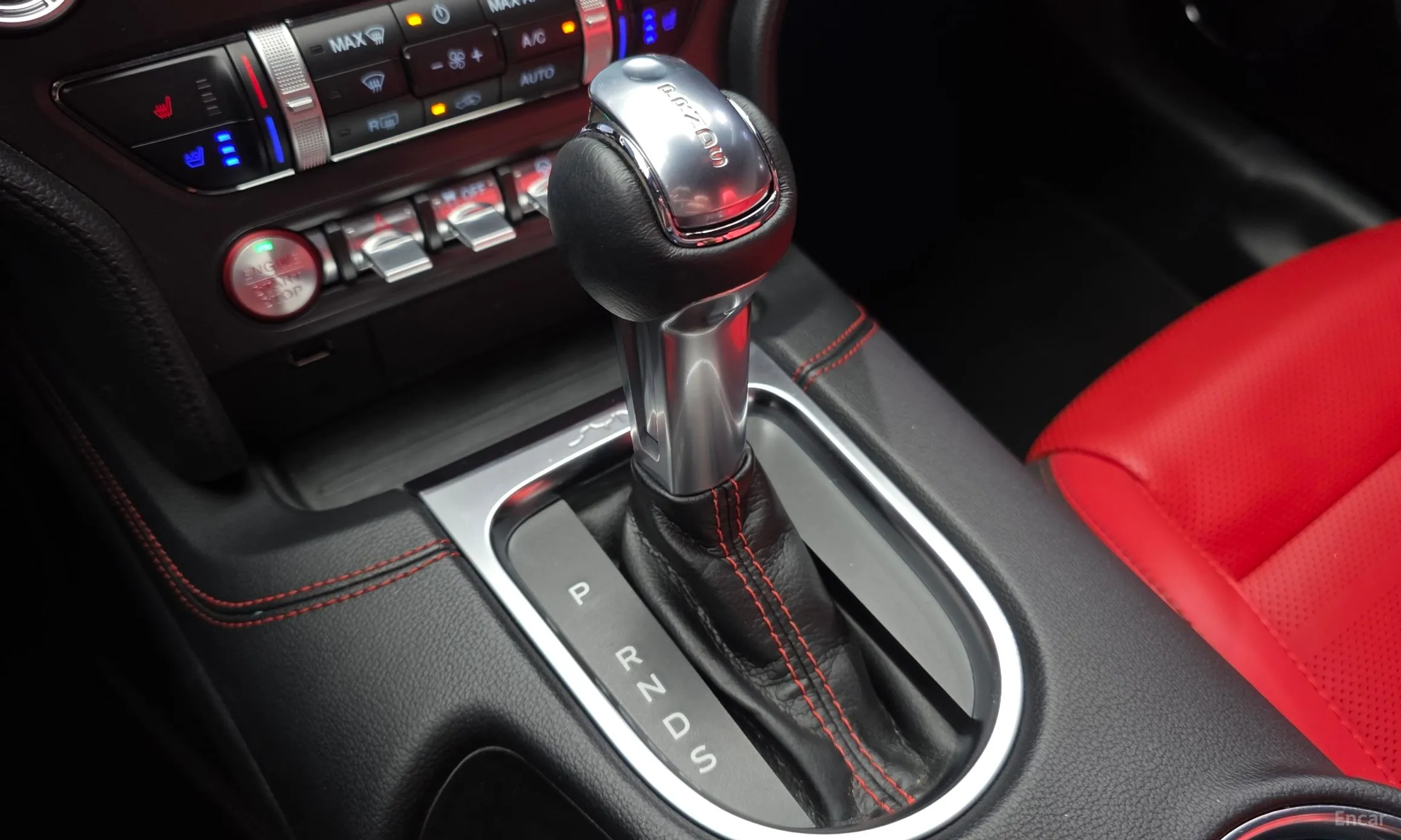 Ford Mustang превью 9