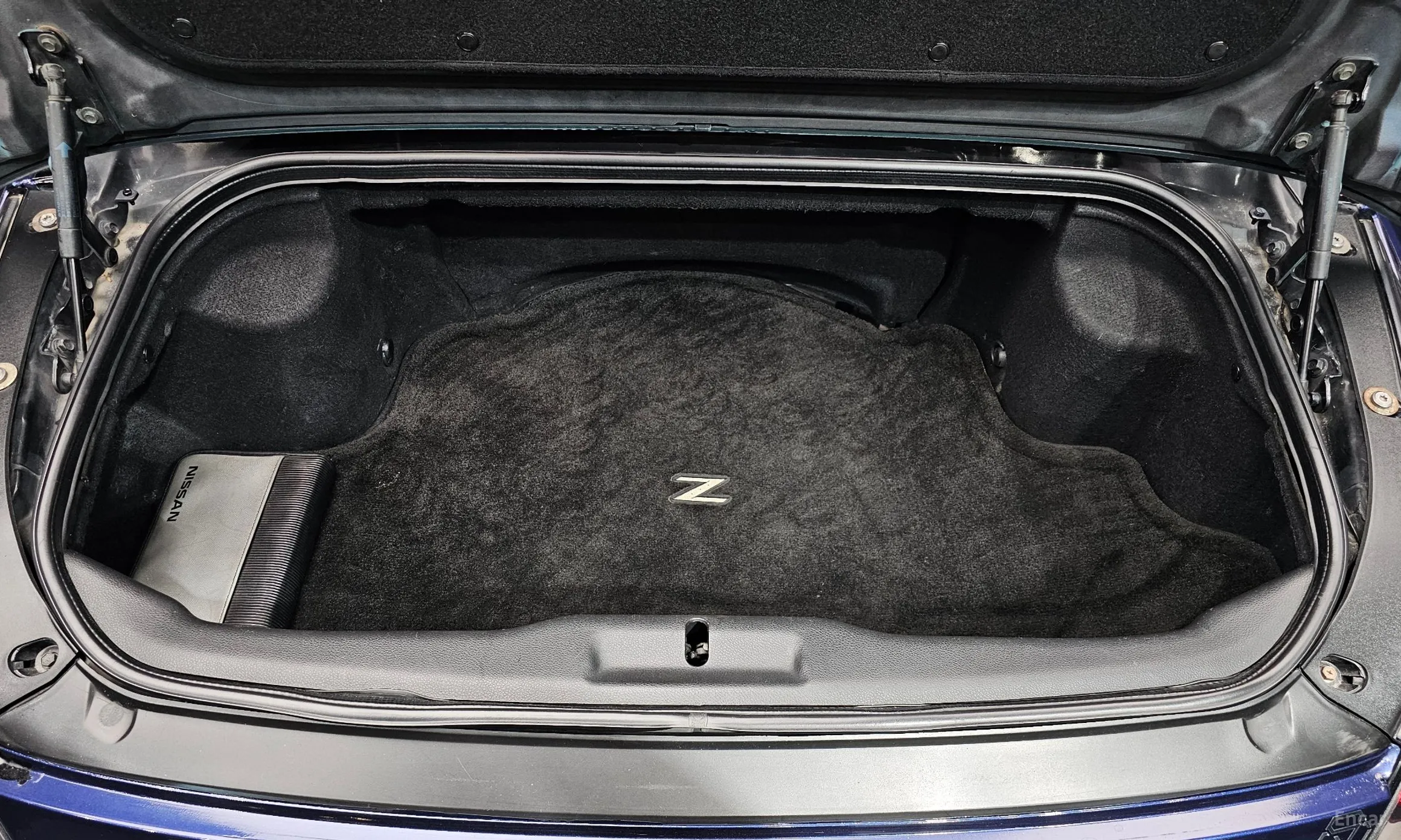 Nissan 350Z превью 20