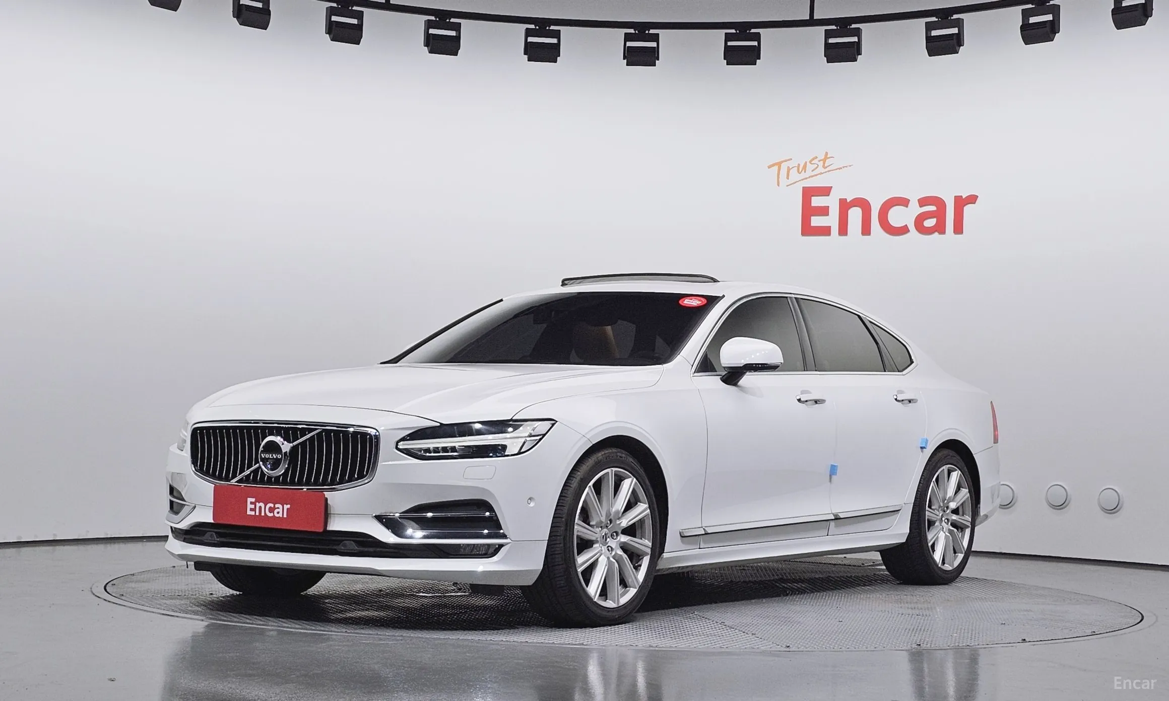 Volvo S90