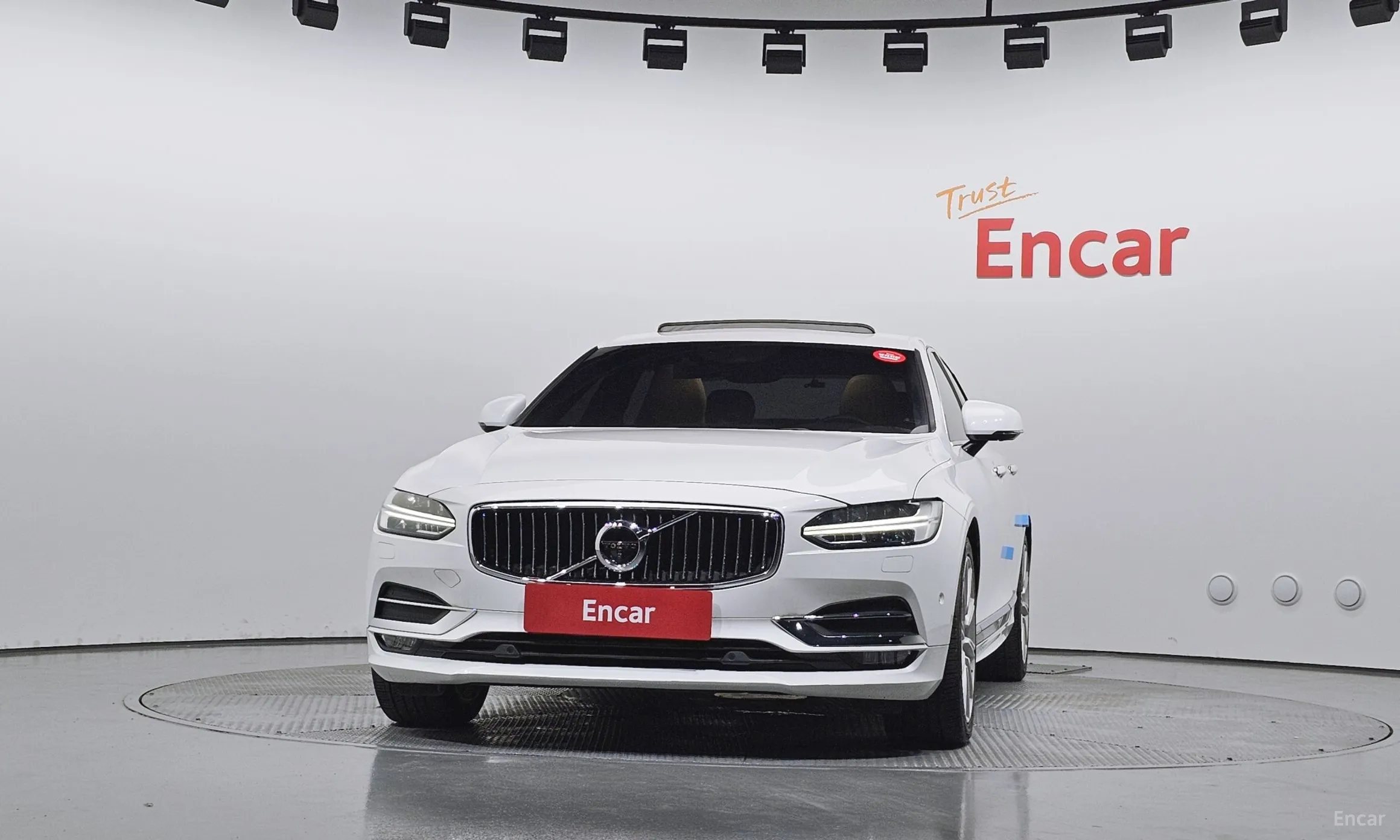 Volvo S90 превью 3
