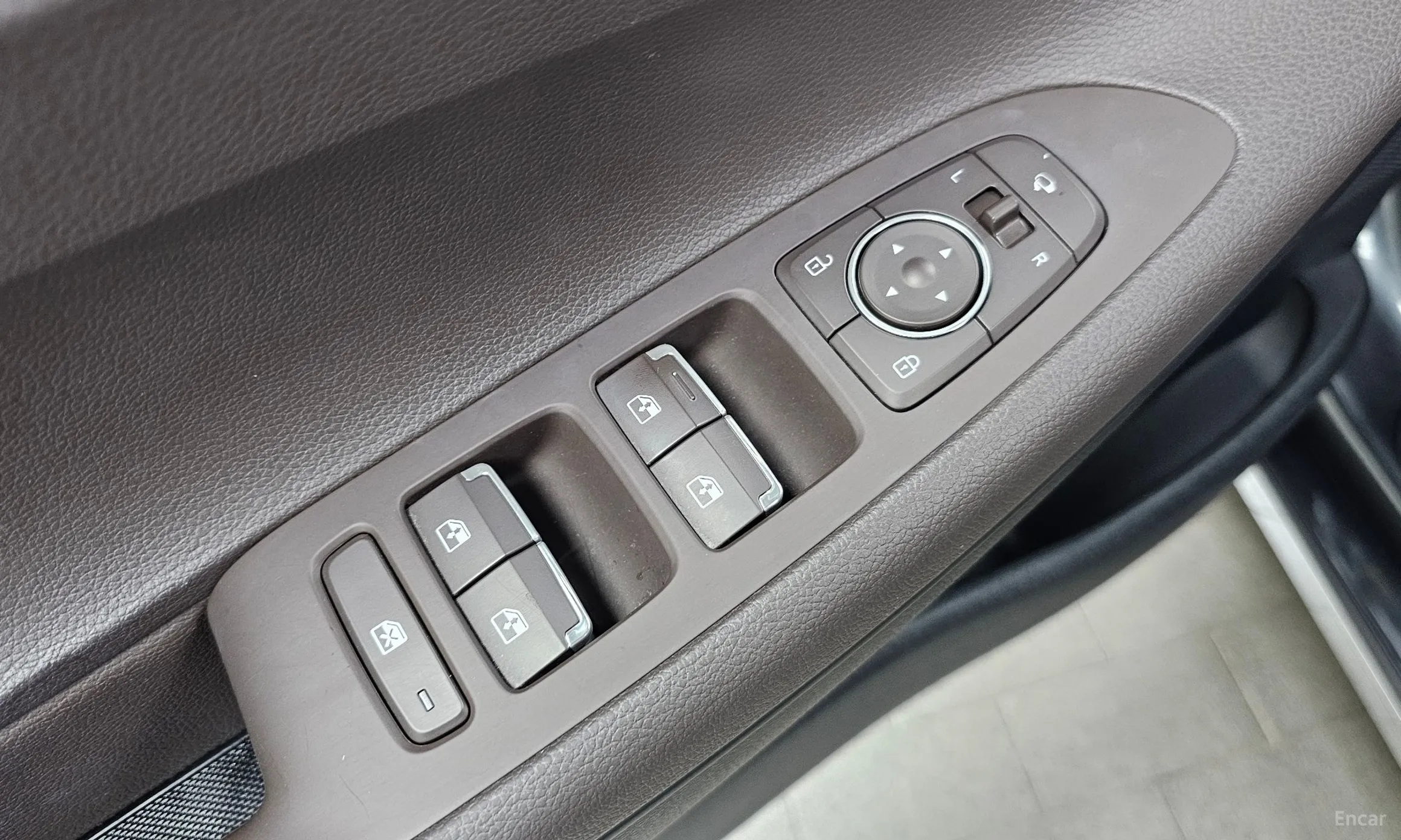 Hyundai Grandeur IG превью 20
