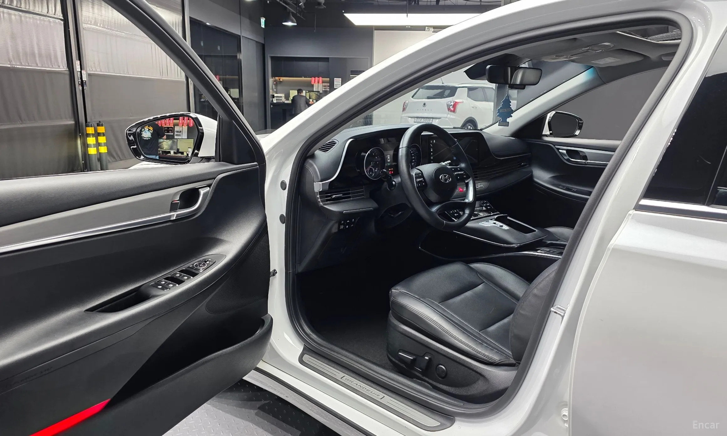 Hyundai Grandeur IG превью 10