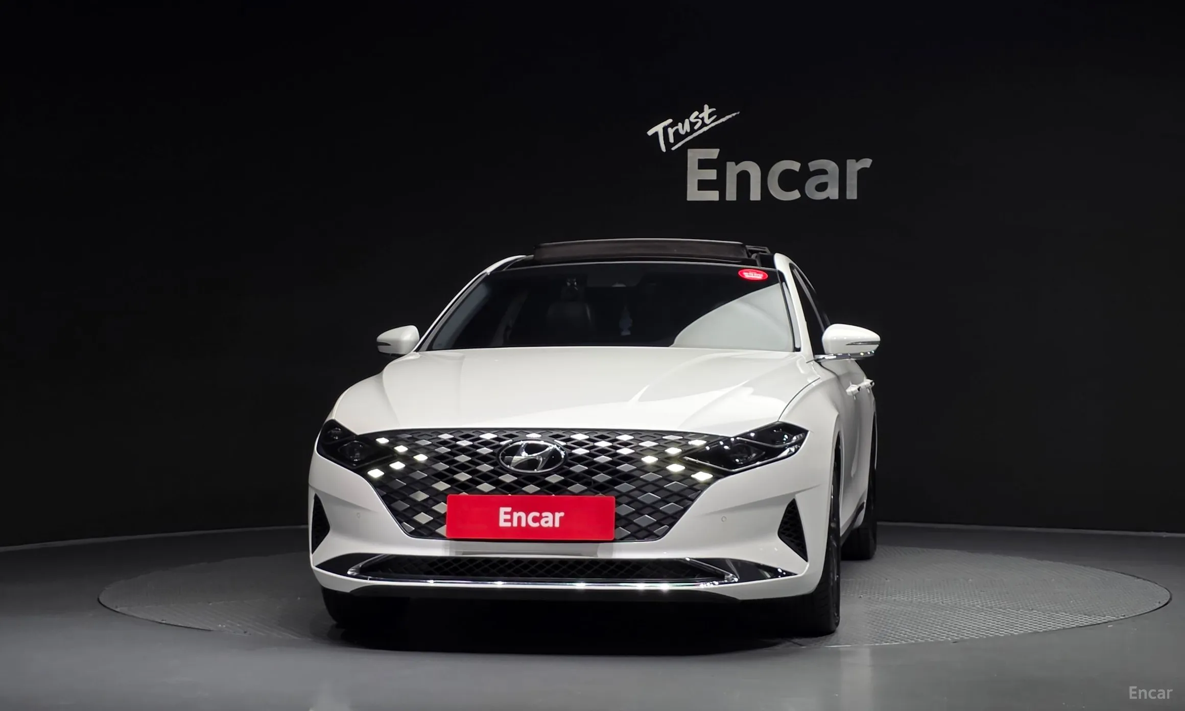 Hyundai Grandeur IG превью 3