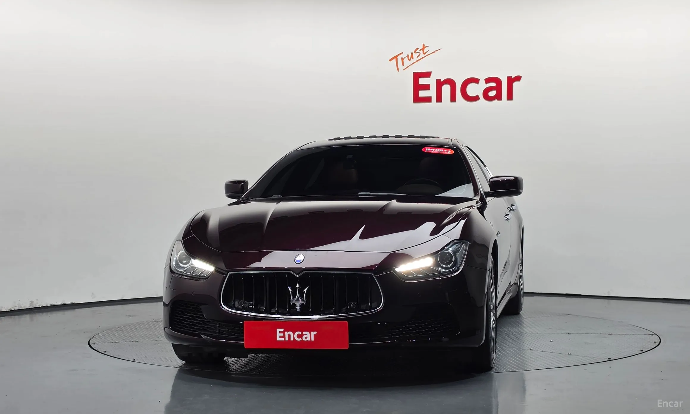 Maserati Ghibli превью 3