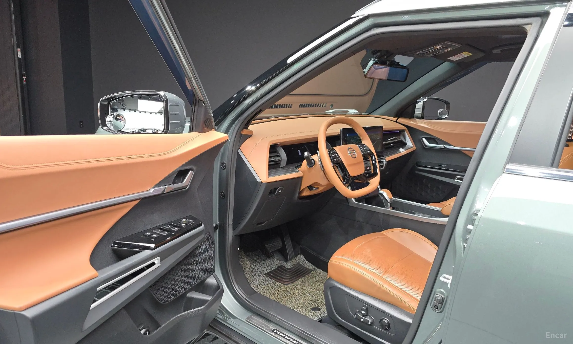 KG Mobility (SsangYong) Torres превью 10
