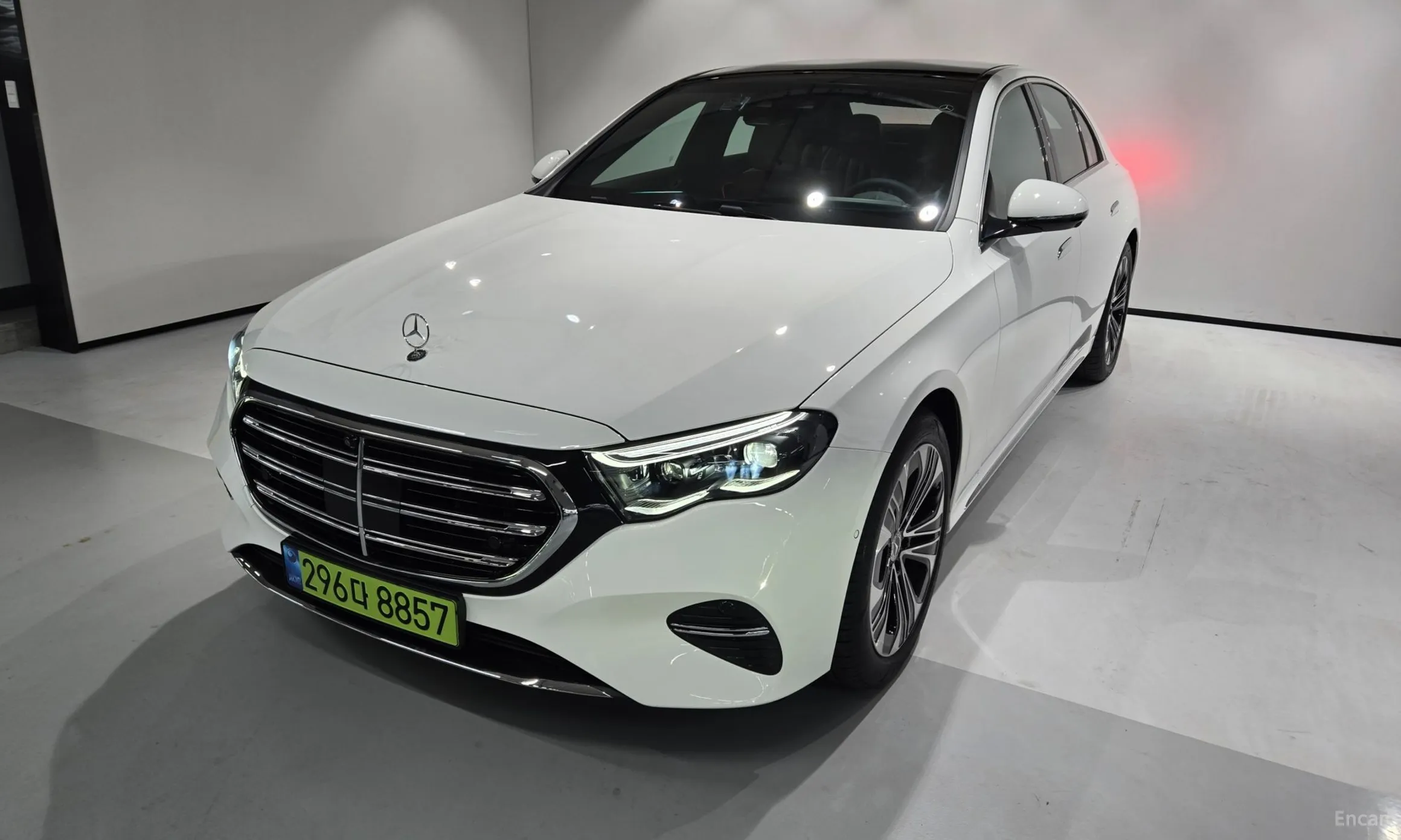 E-Class W214