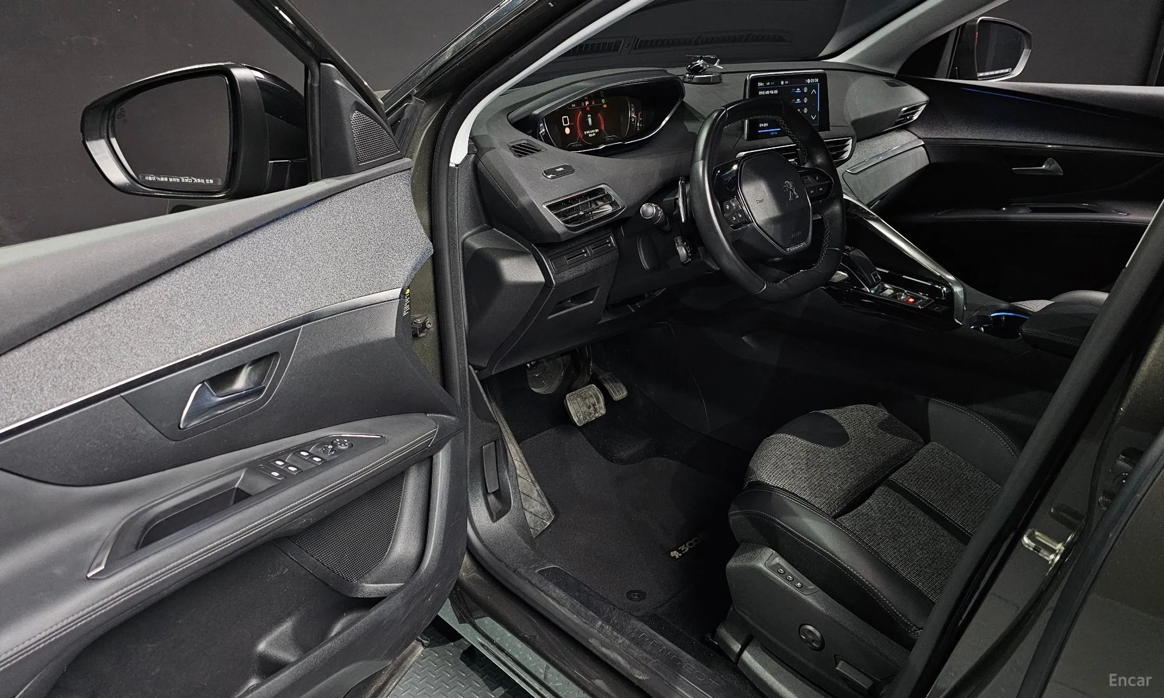 Peugeot 3008 2nd generation превью 10