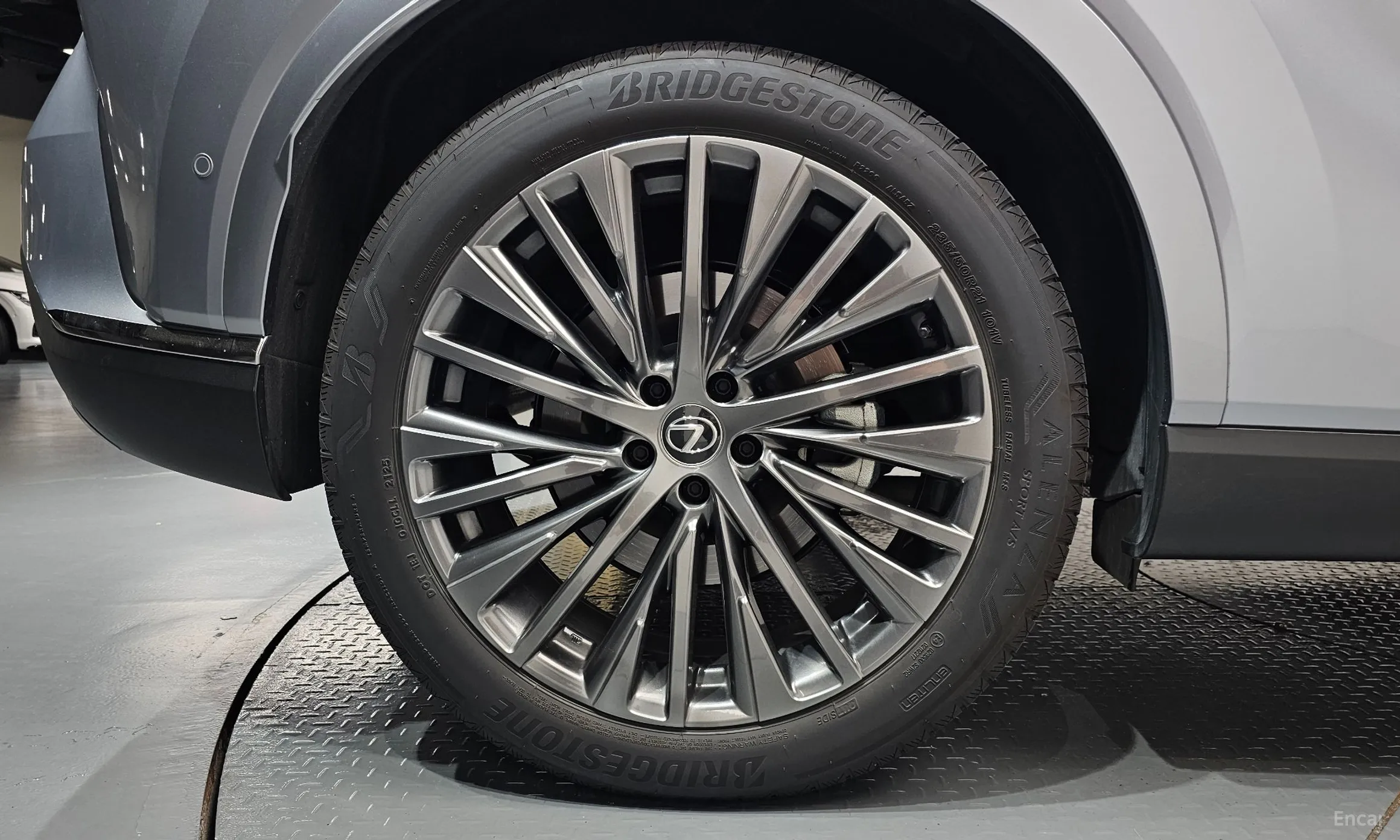 Lexus RX350h 5th Generation превью 5