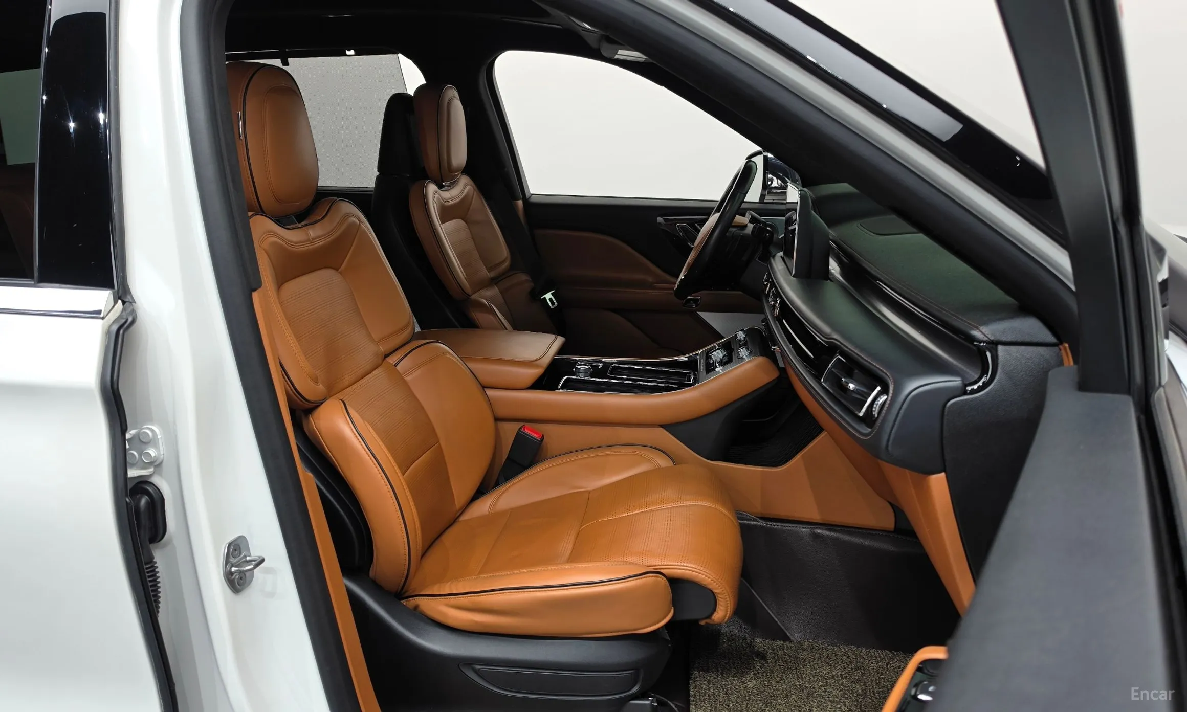 Lincoln Aviator 2nd Generation превью 11