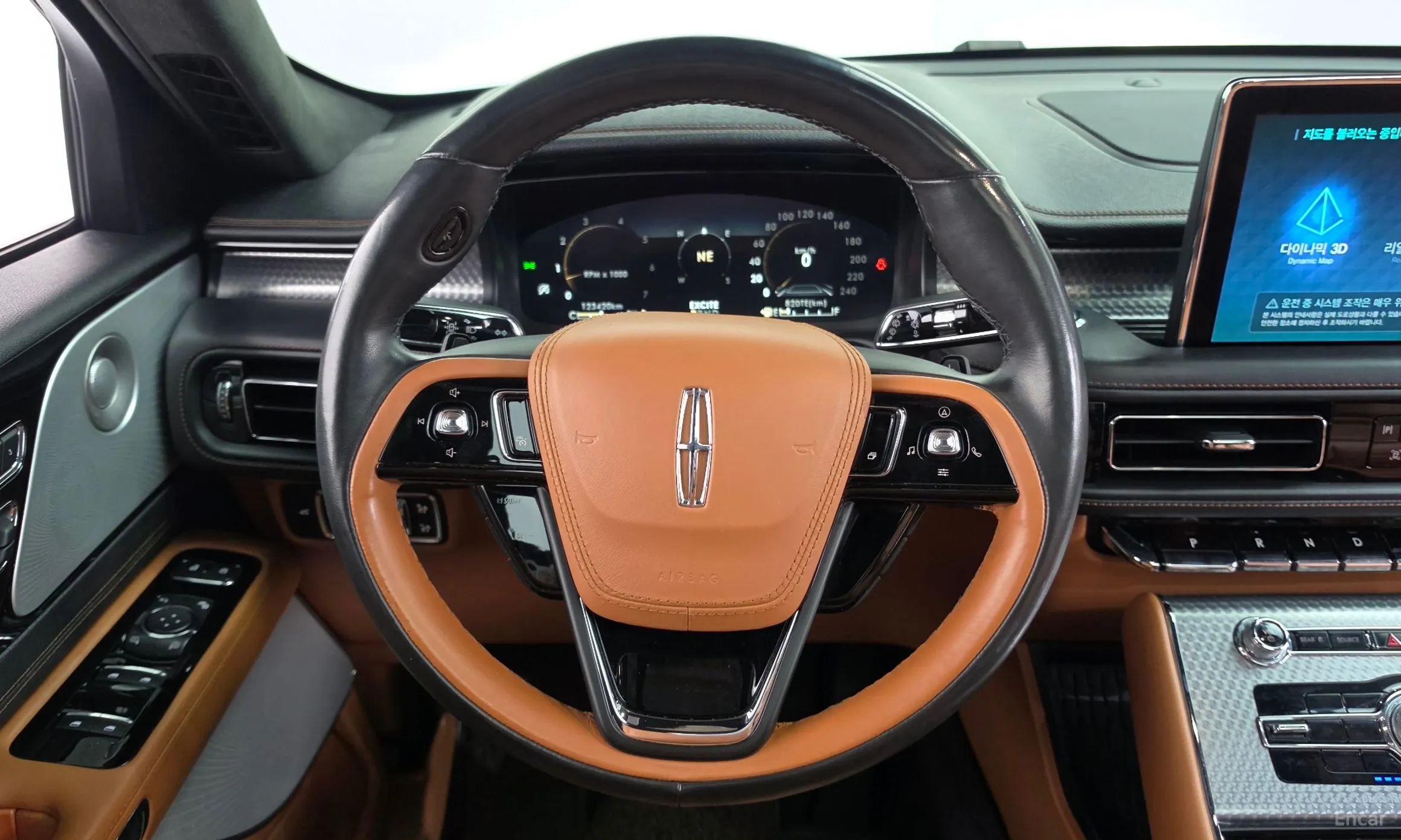 Lincoln Aviator 2nd Generation превью 13