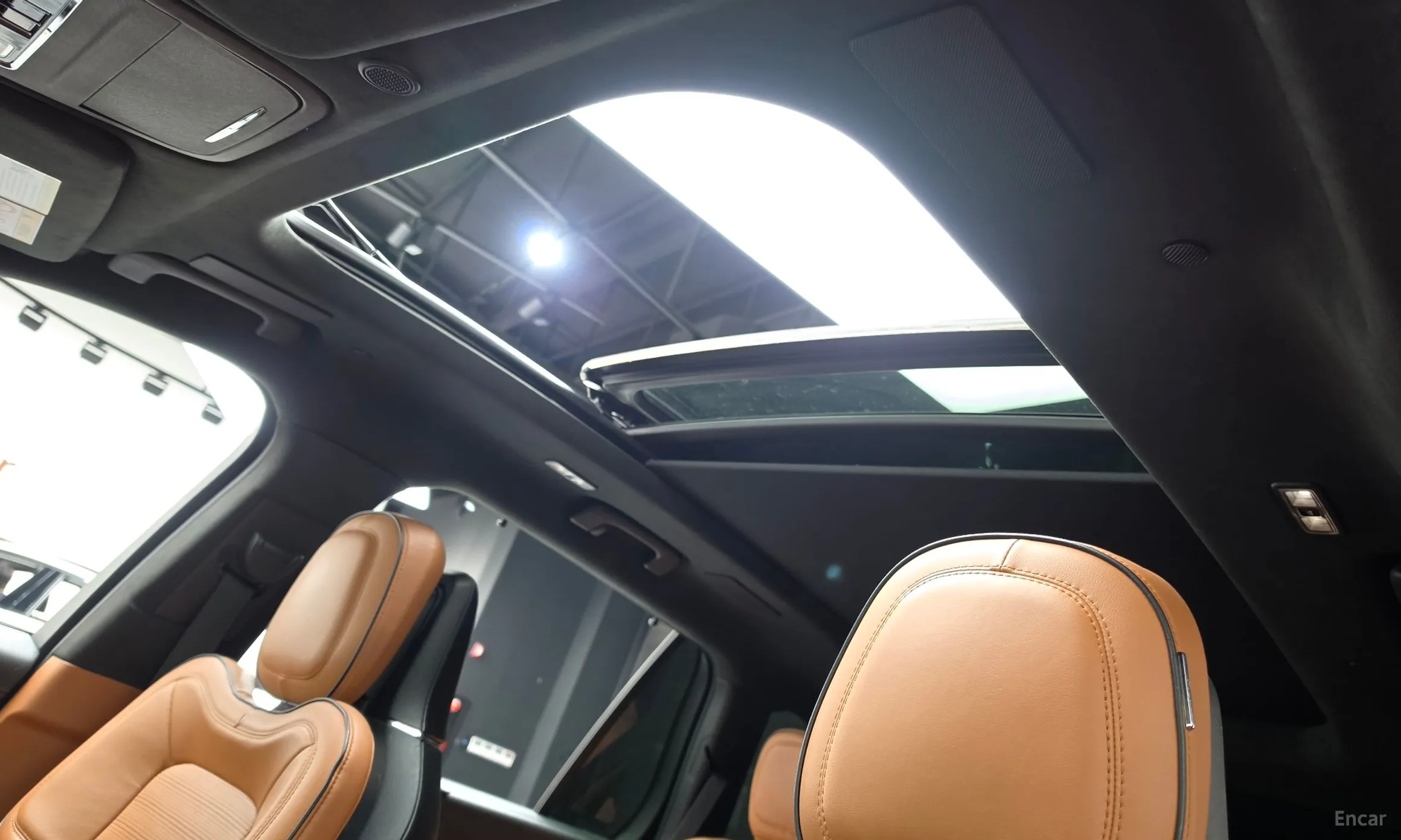 Lincoln Aviator 2nd Generation превью 19