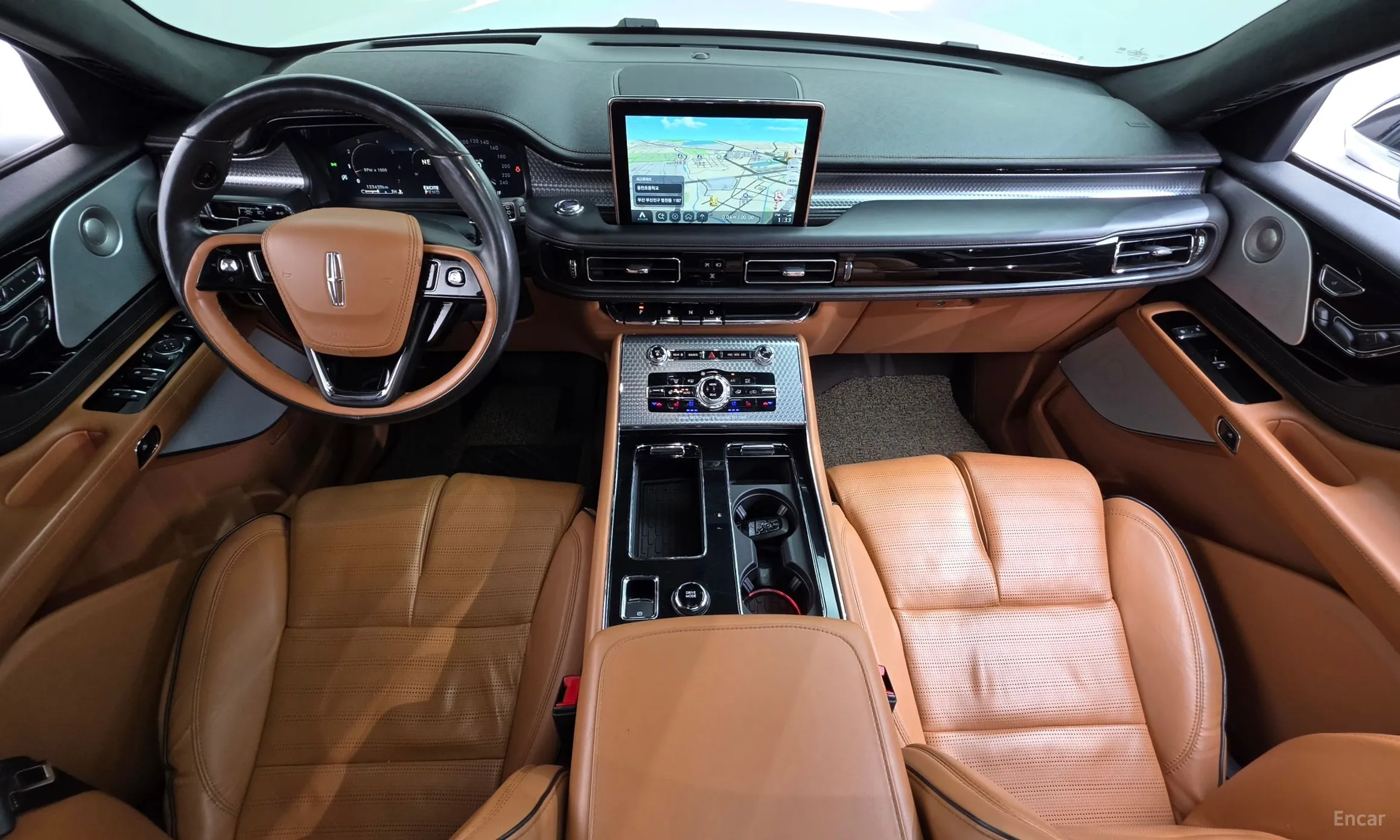 Lincoln Aviator 2nd Generation превью 7