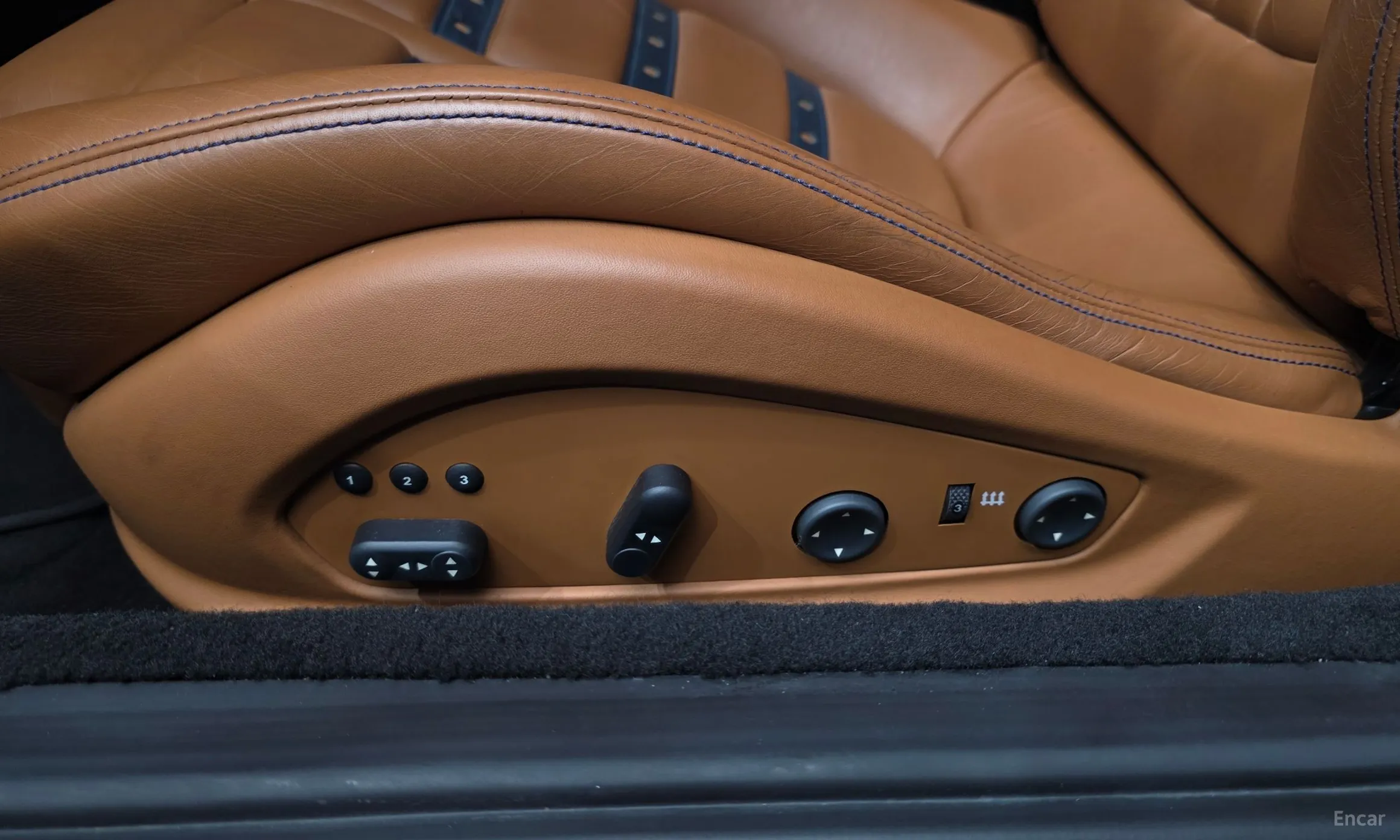 Ferrari California превью 17