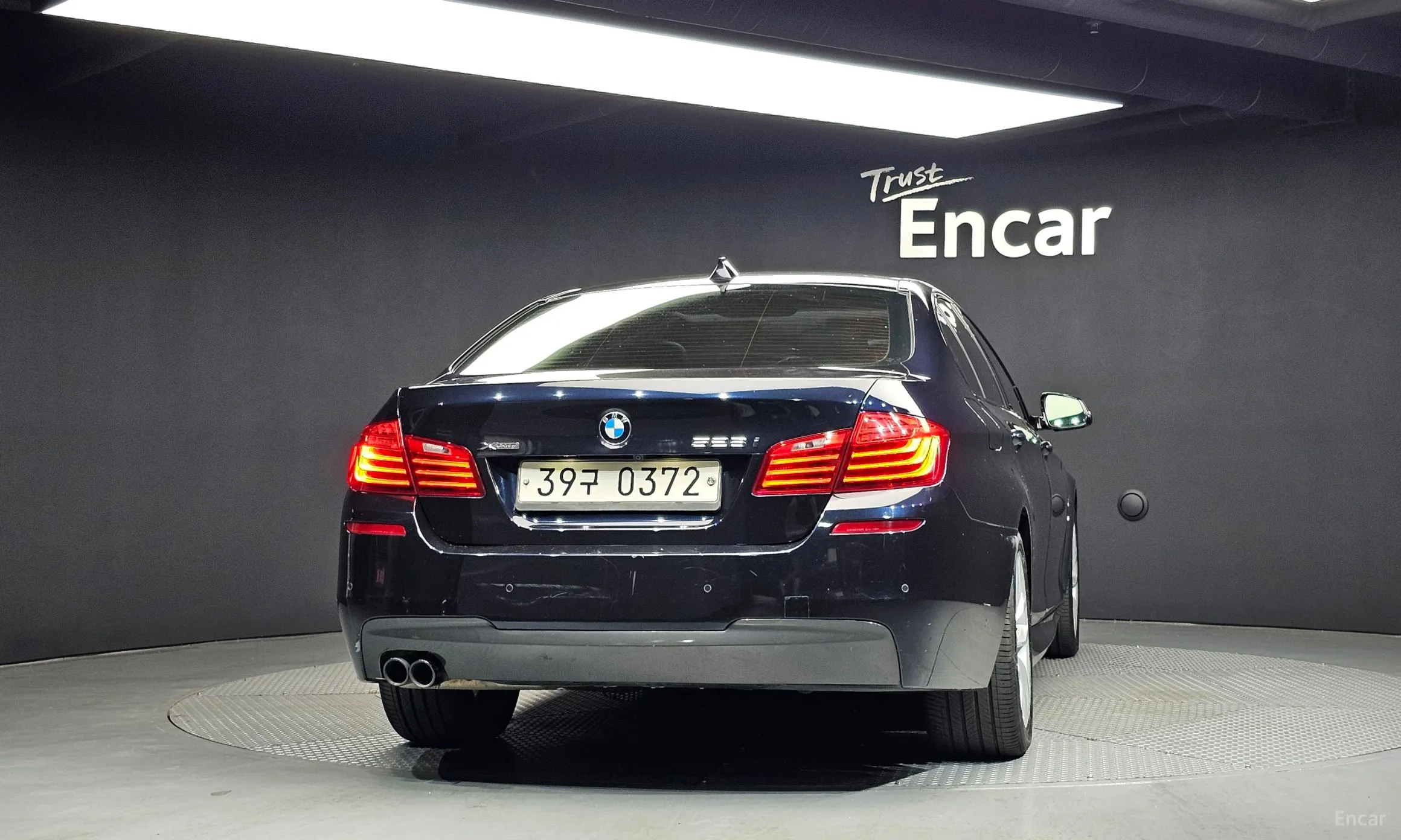 BMW 5 Series (F10) превью 4