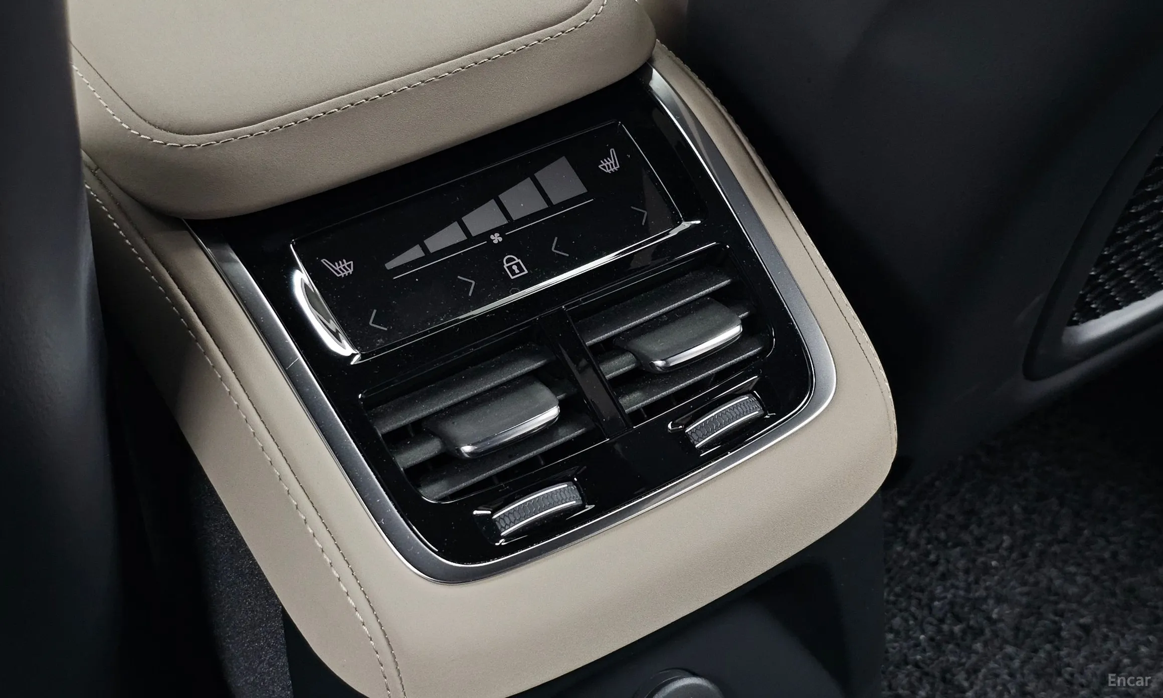 Volvo XC90 Gen 2 превью 18