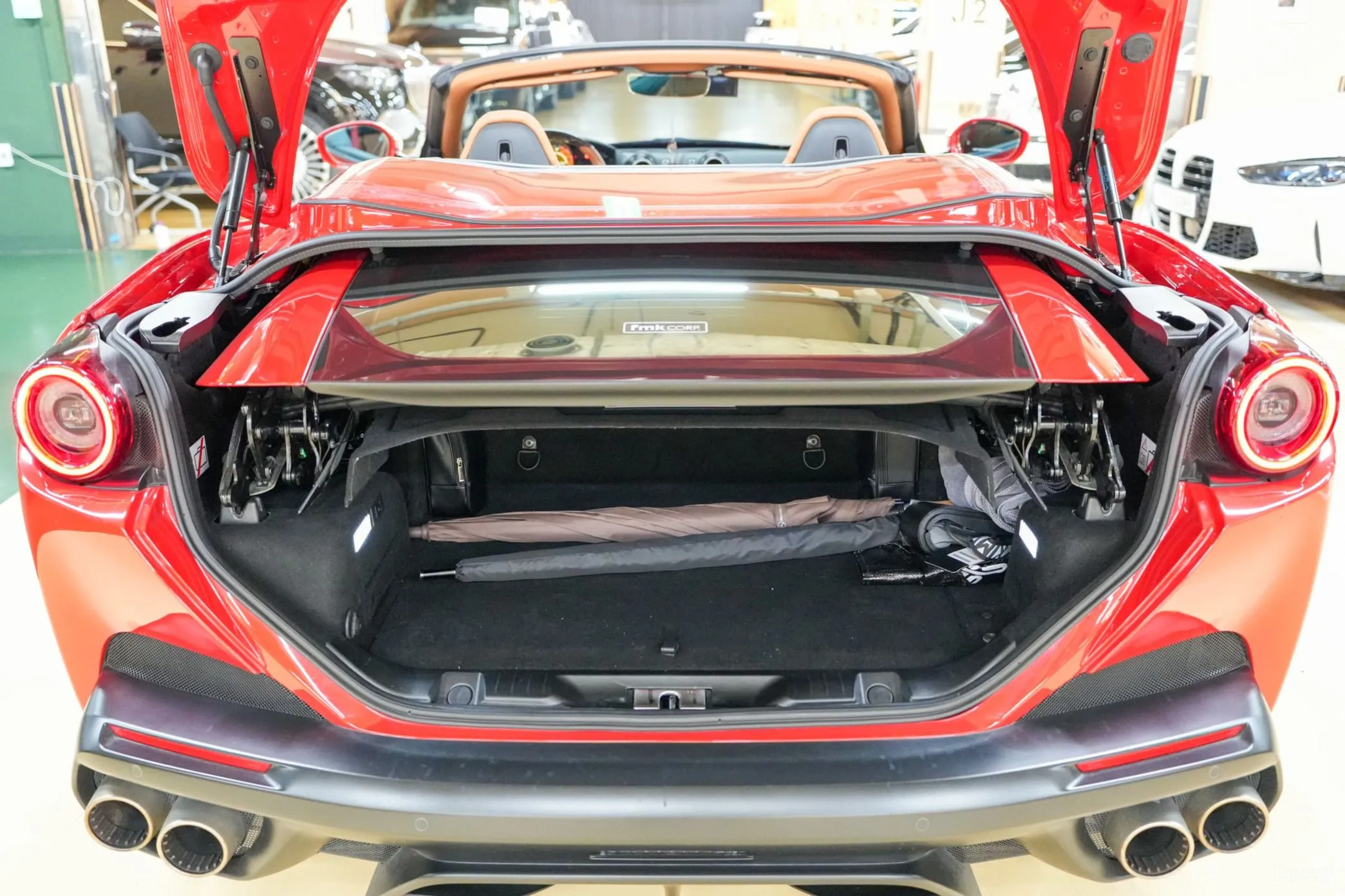 Ferrari Portofino превью 17