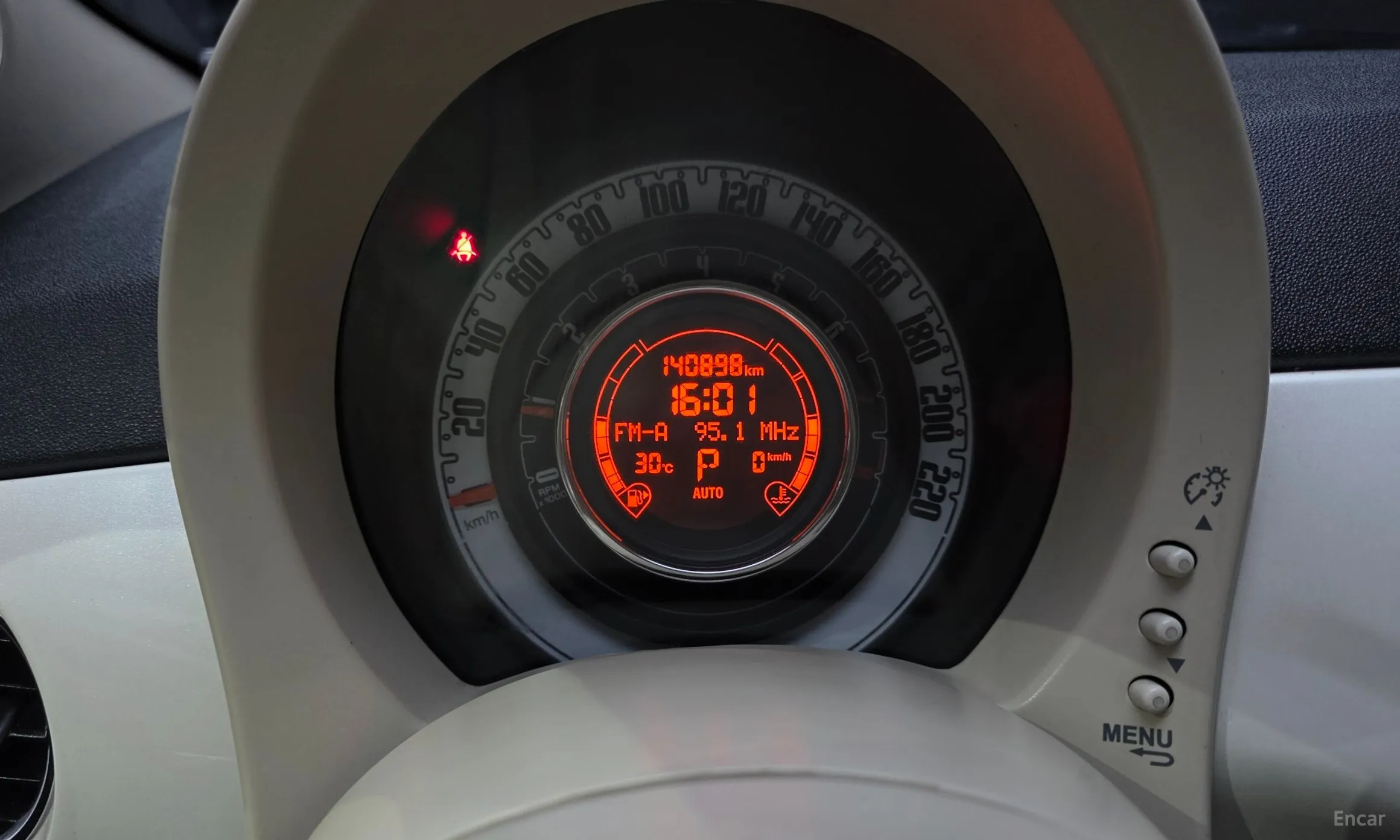 Fiat 500 превью 8