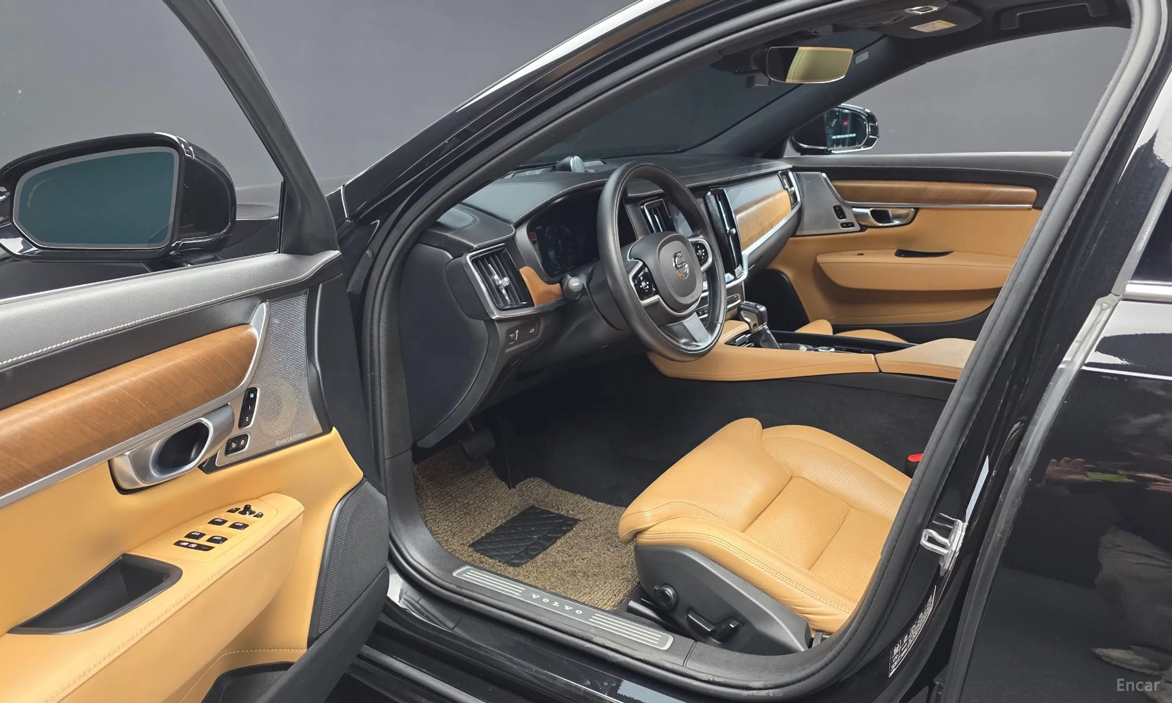 Volvo S90 превью 10