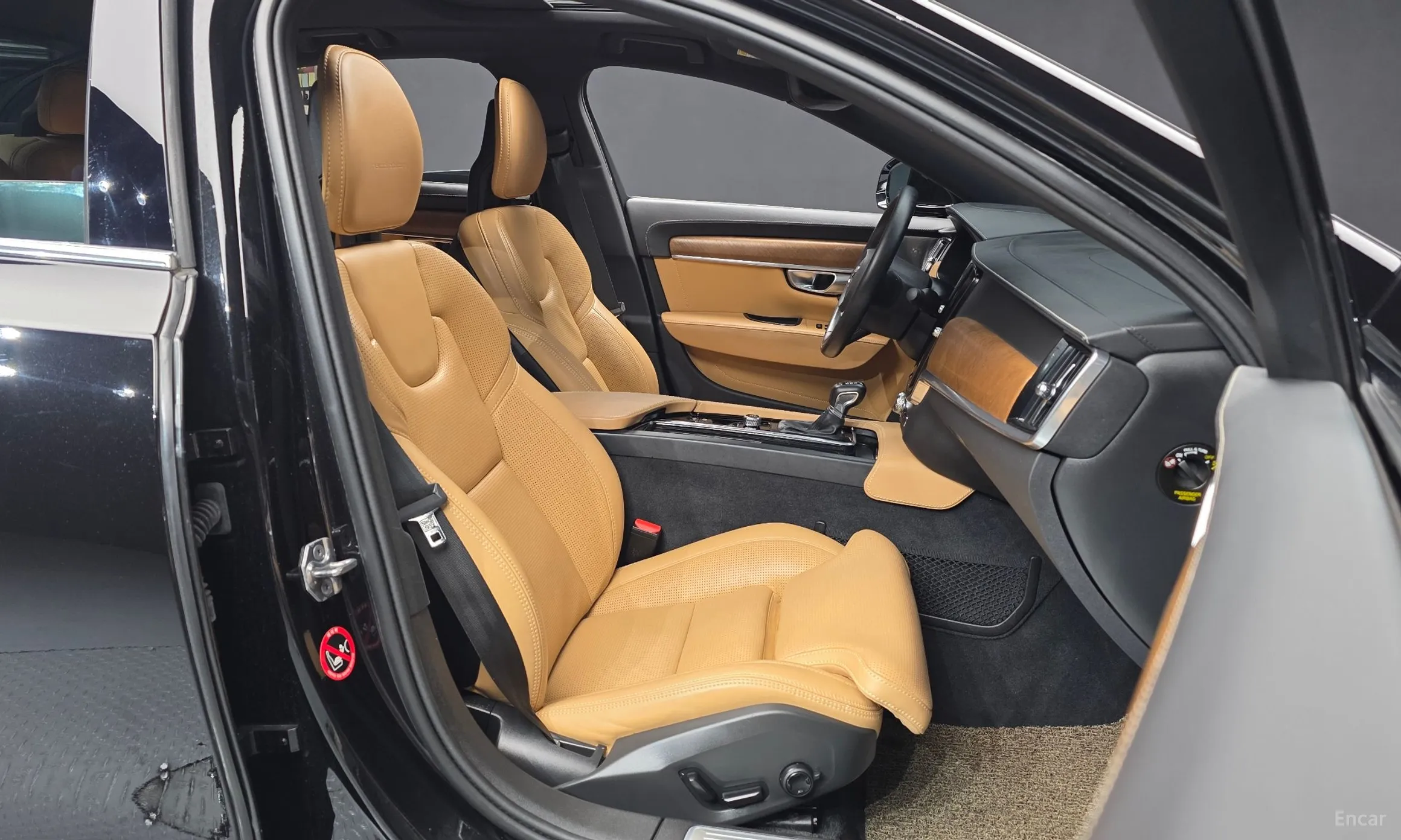 Volvo S90 превью 11