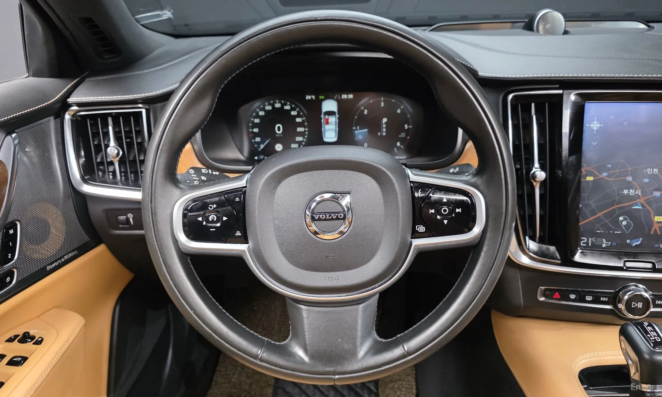 Volvo S90 превью 13