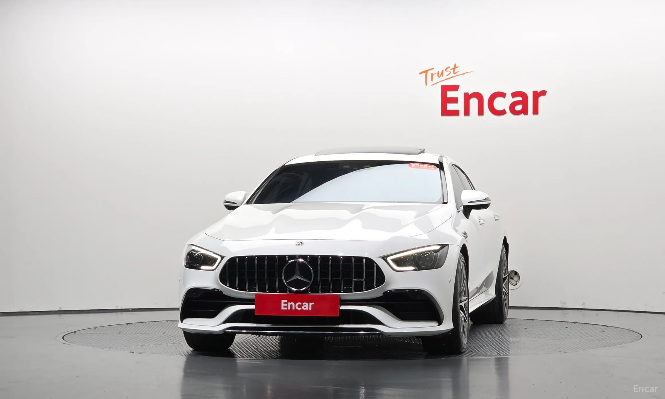 Mercedes Benz AMG GT превью 3