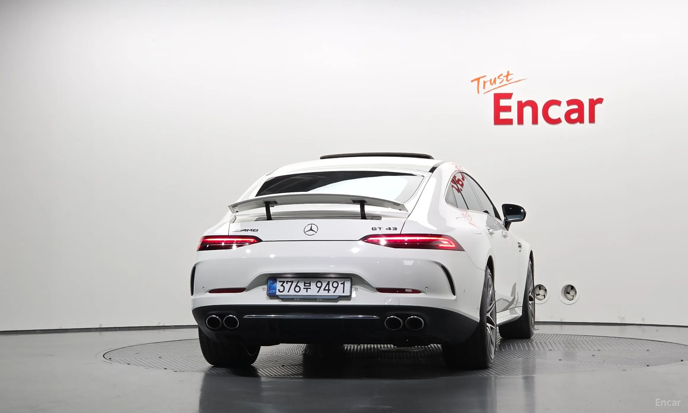 Mercedes Benz AMG GT превью 4