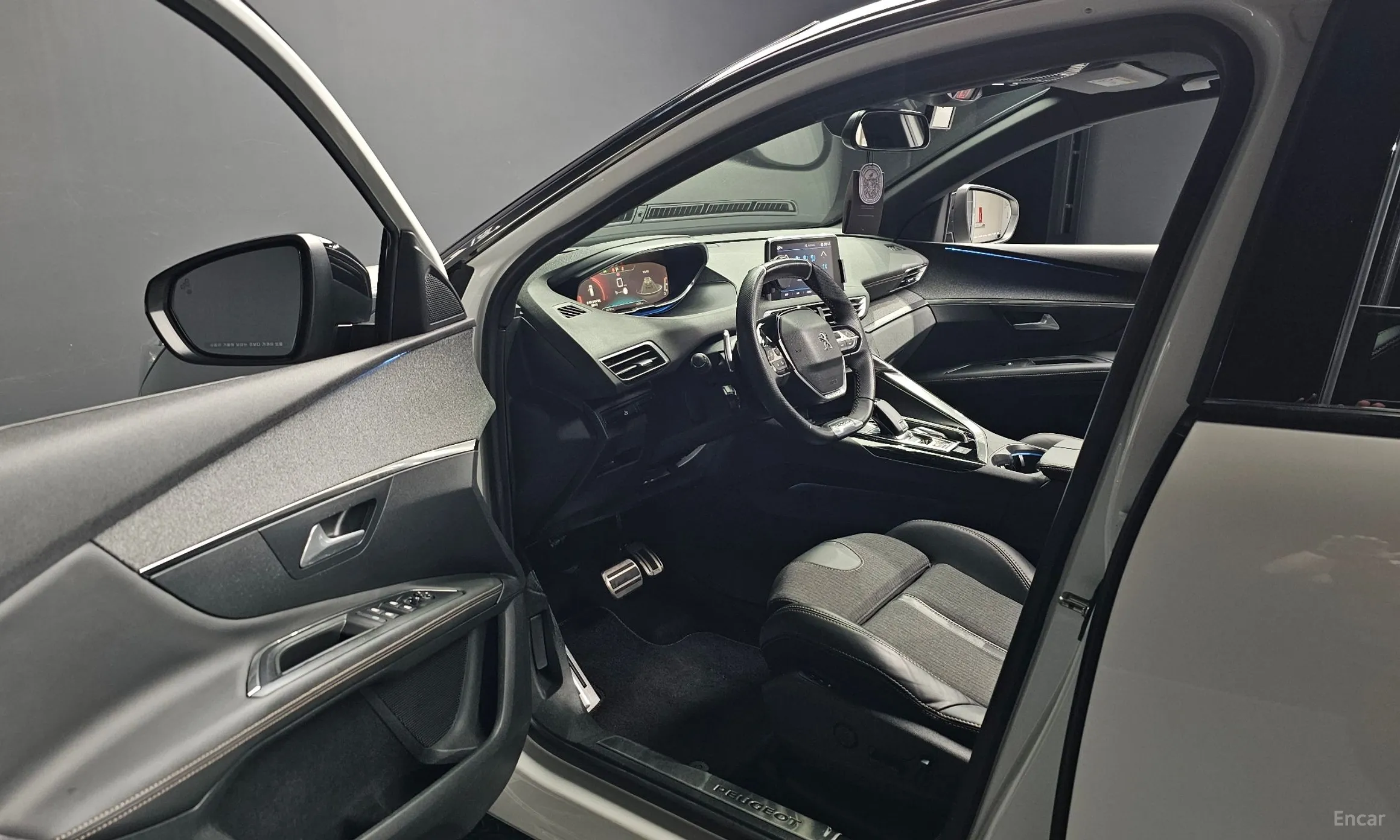 Peugeot 3008 2nd generation превью 10