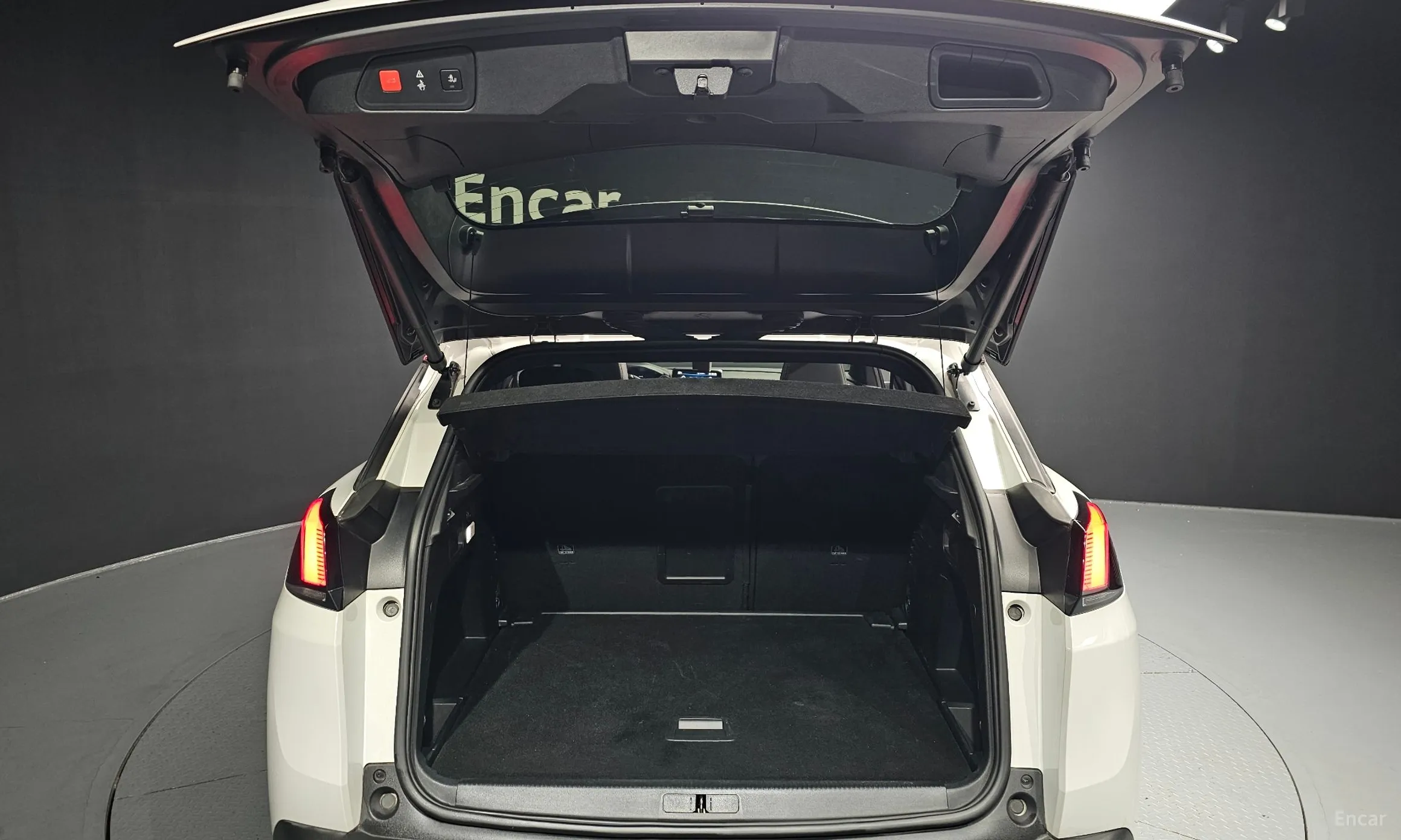 Peugeot 3008 2nd generation превью 20