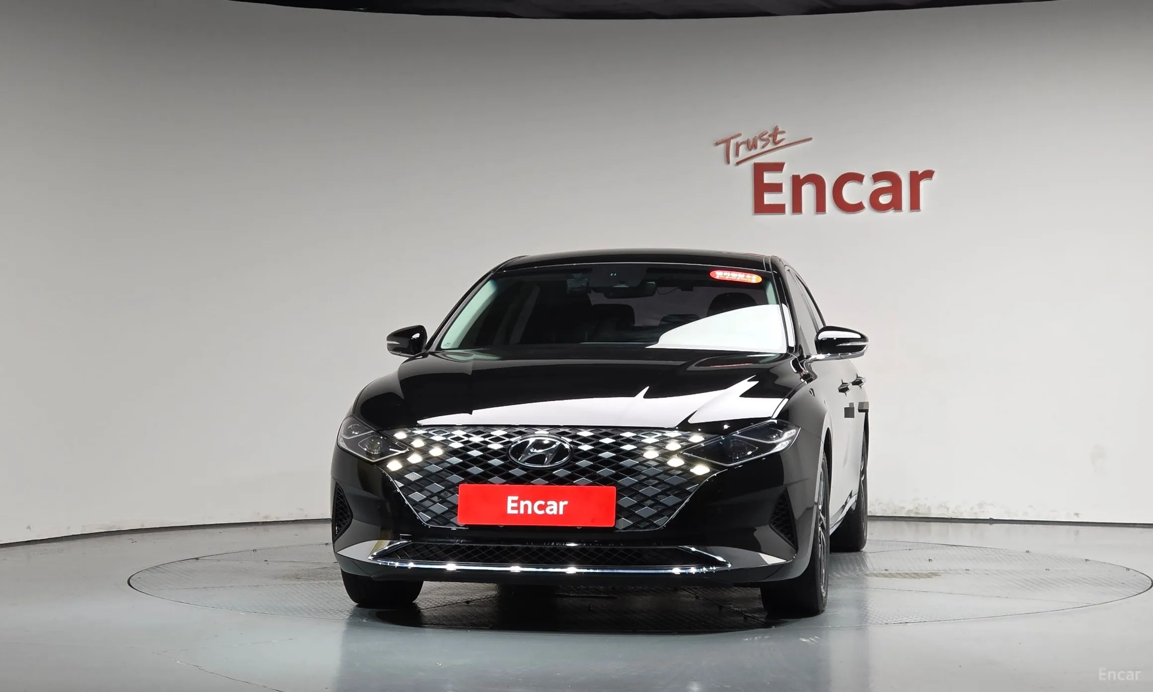 Hyundai Grandeur IG превью 3