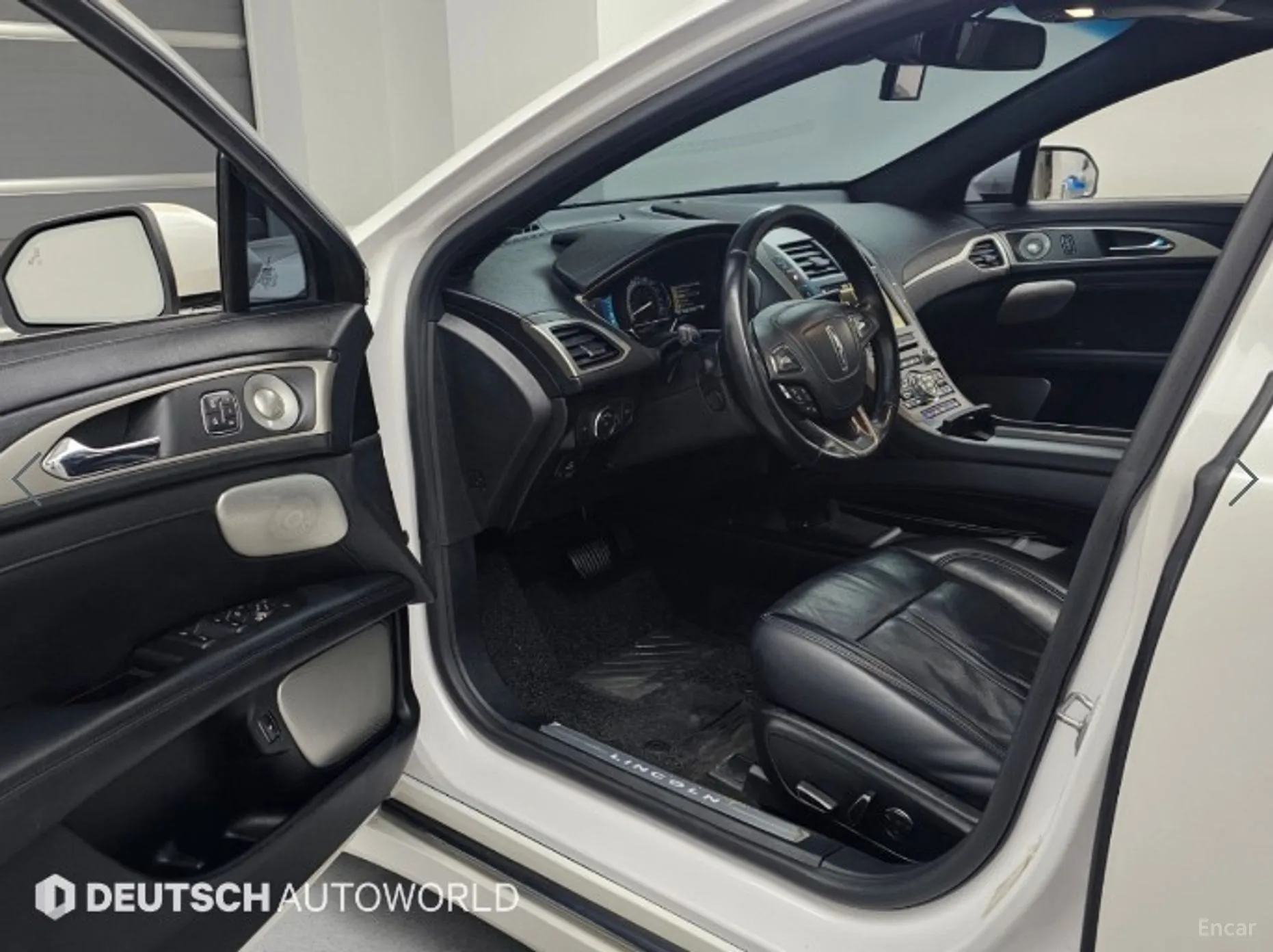 Lincoln New MKZ превью 11