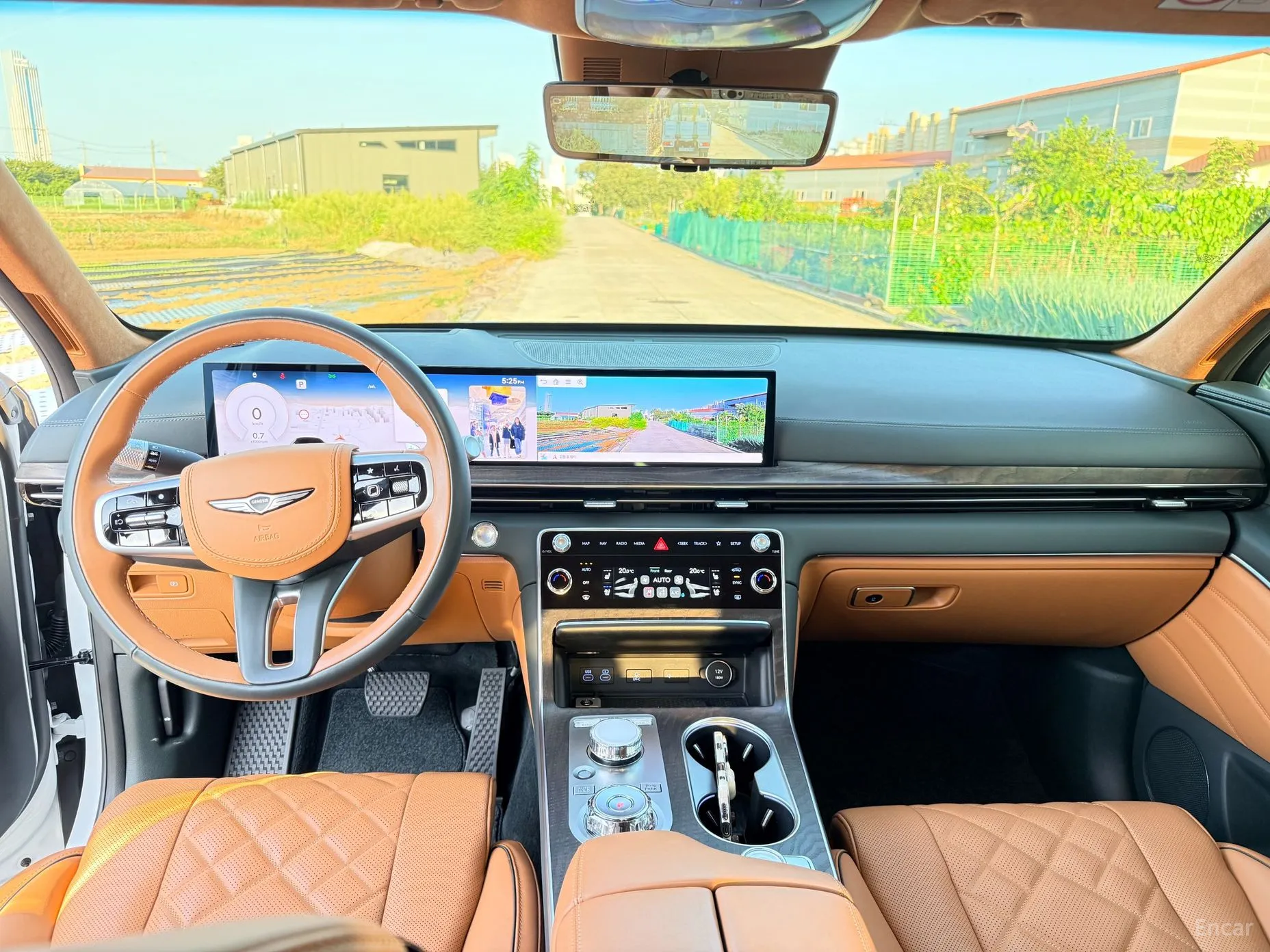 Genesis GV80 превью 14