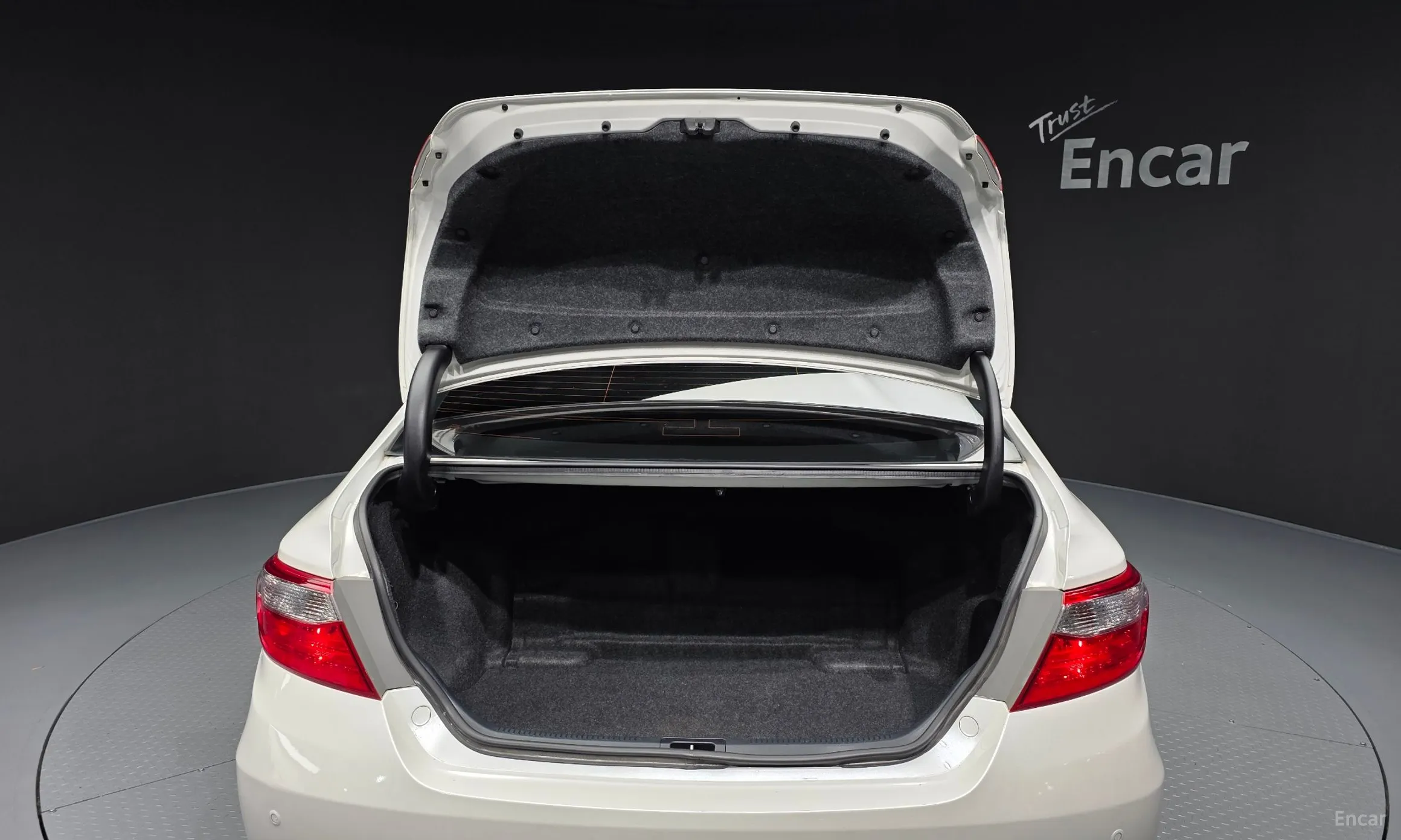 Toyota New Camry превью 20
