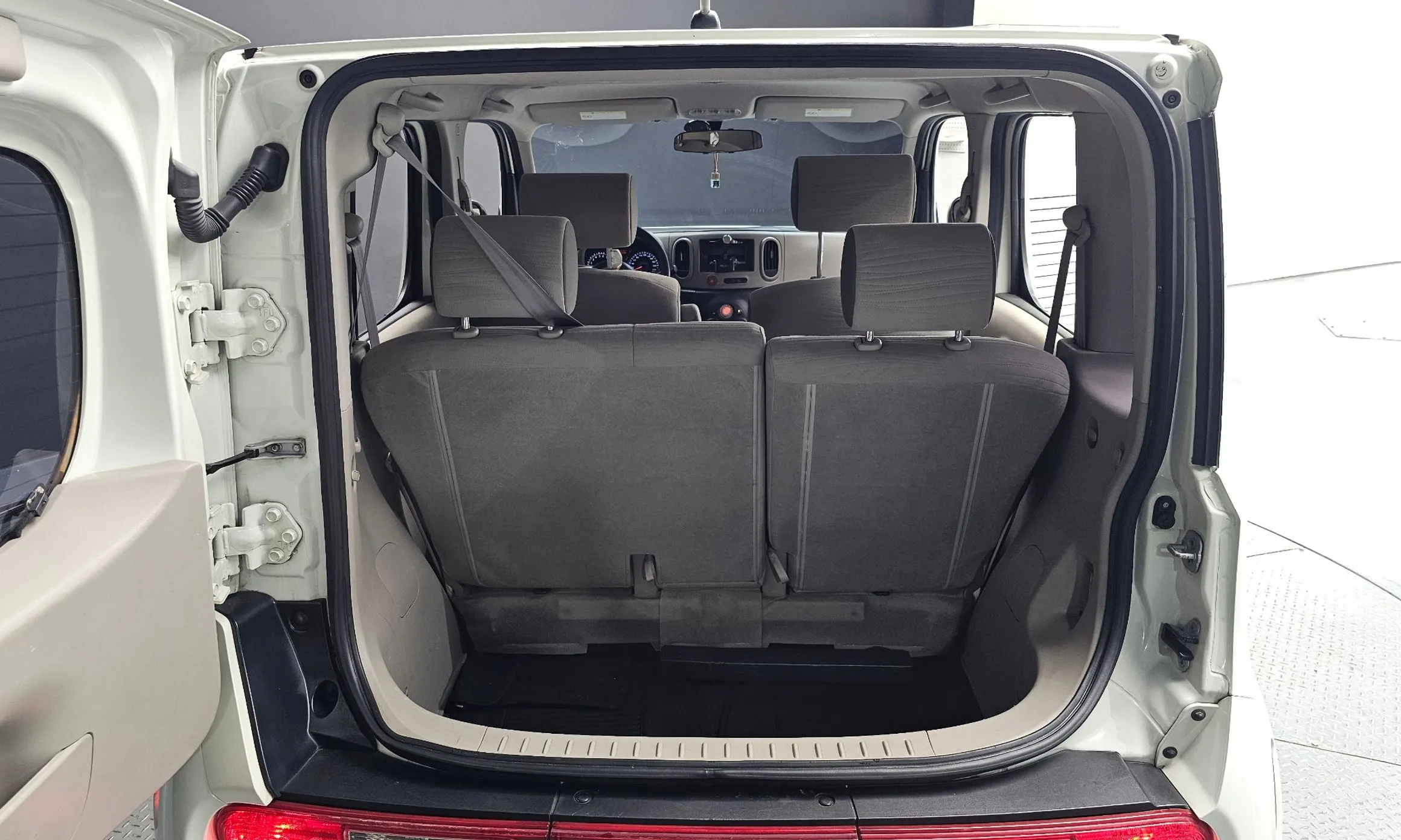 Nissan Cube превью 20