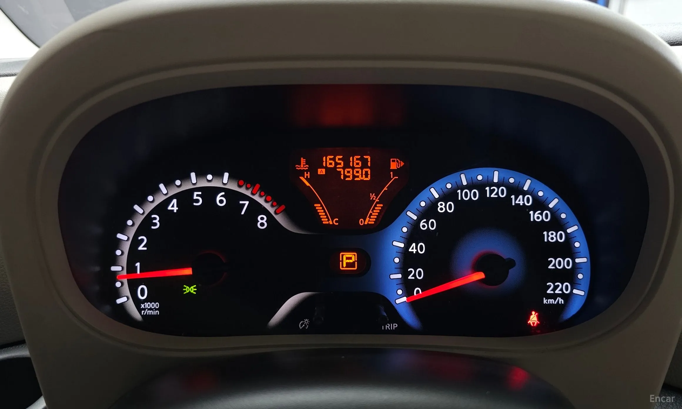 Nissan Cube превью 8