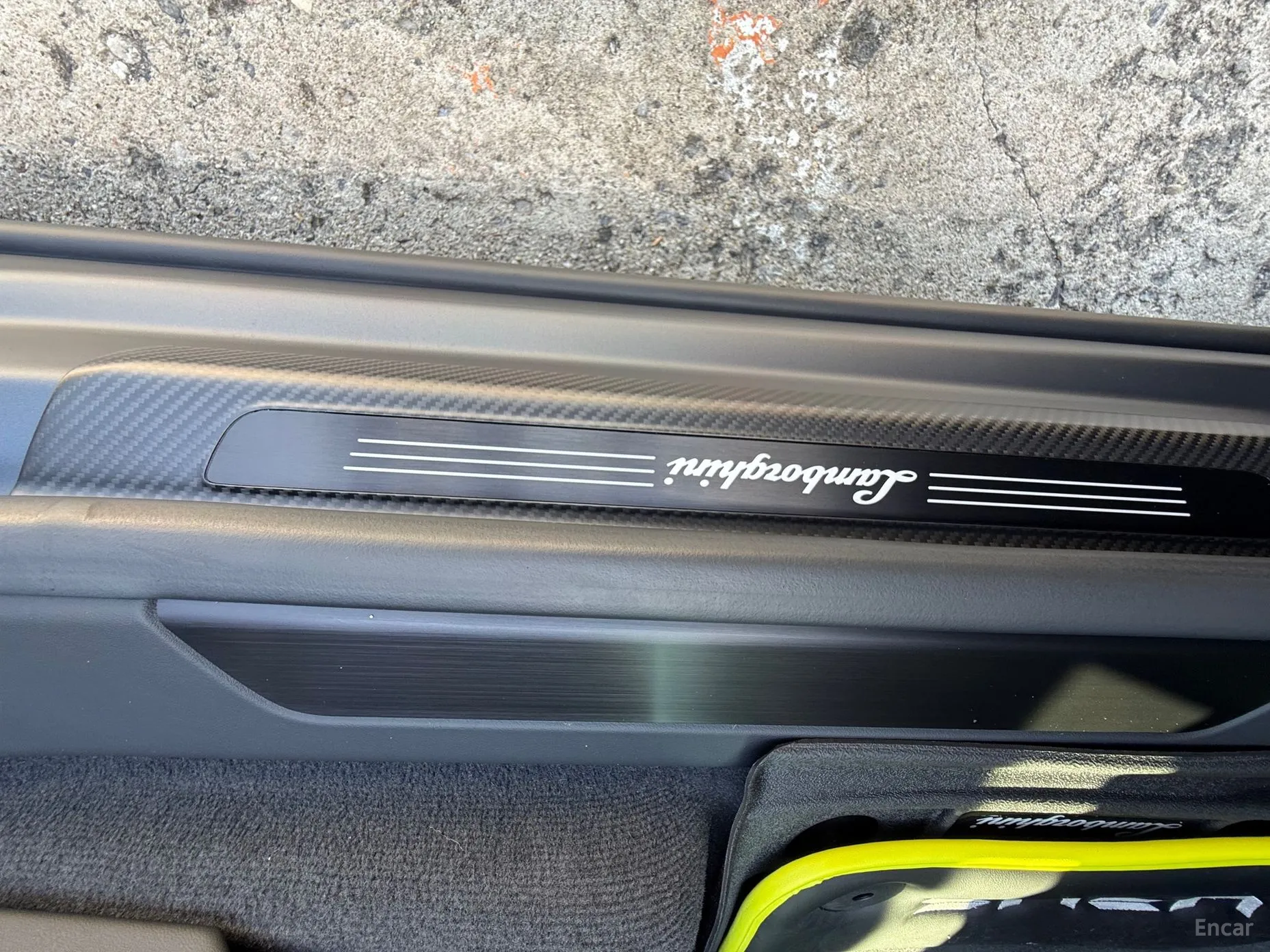 Lamborghini Urus превью 13