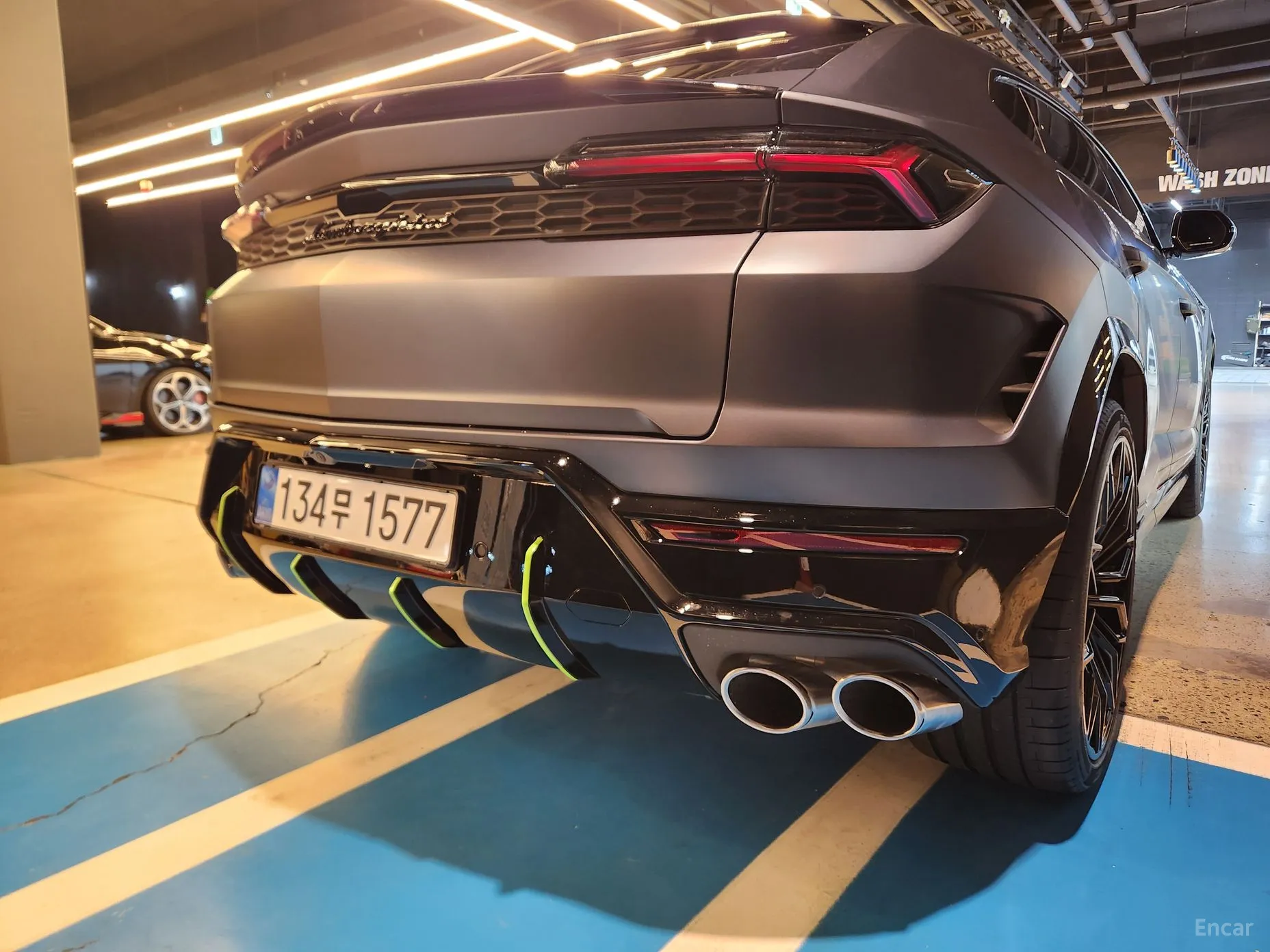 Lamborghini Urus превью 6