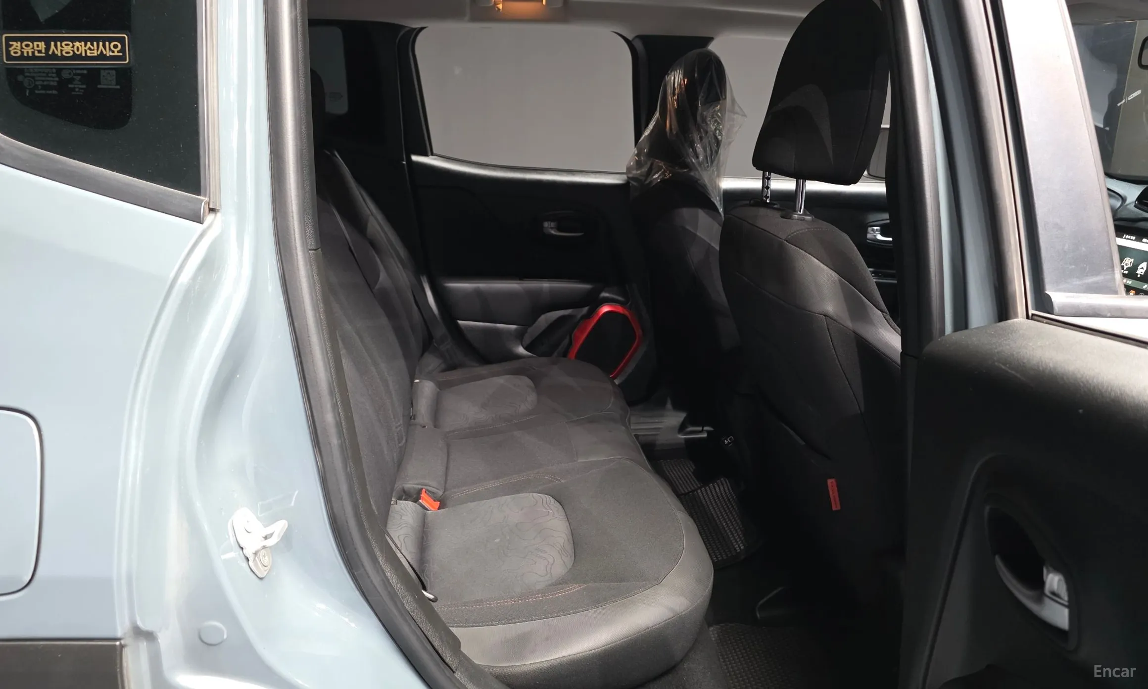 Jeep Renegade превью 12