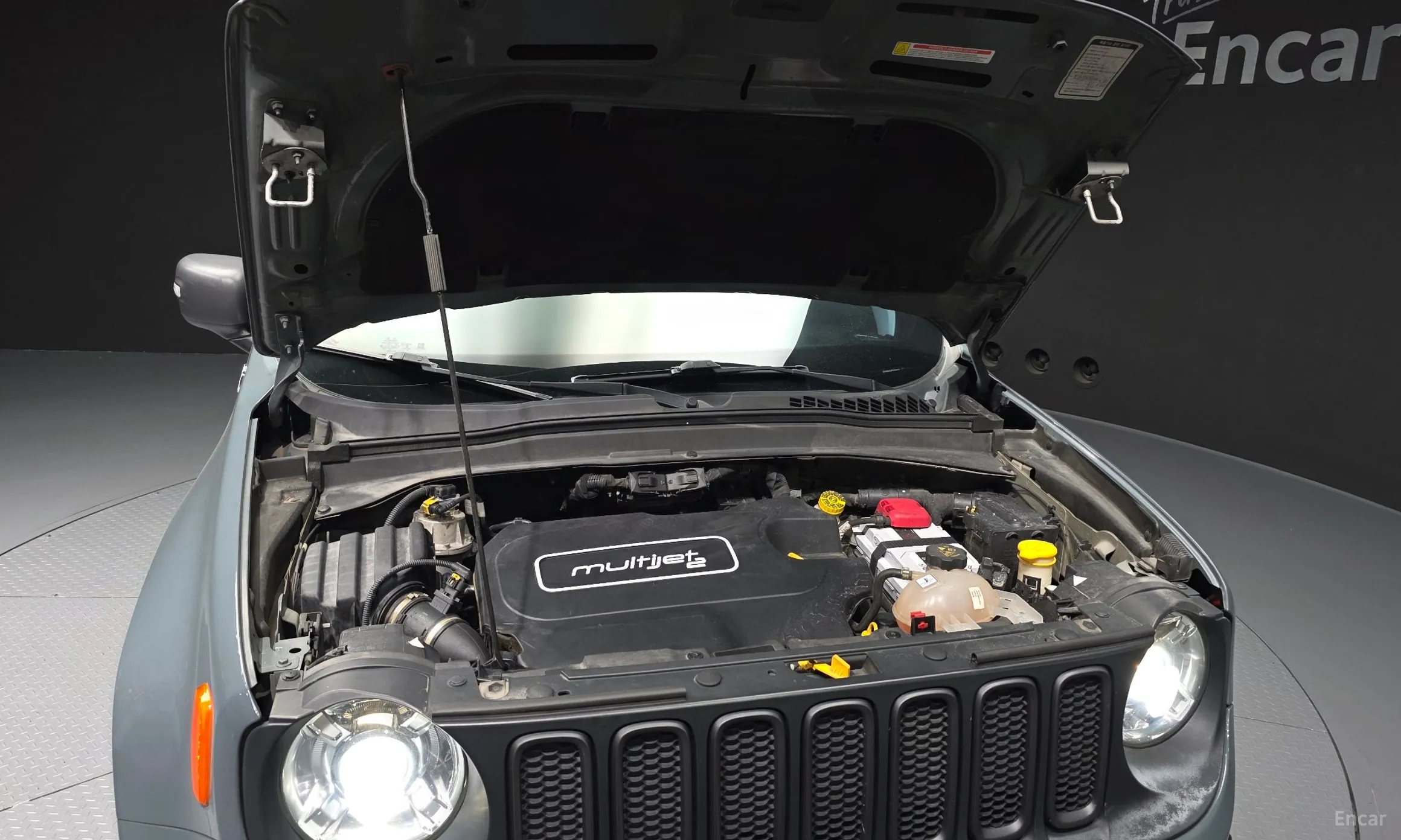 Jeep Renegade превью 6
