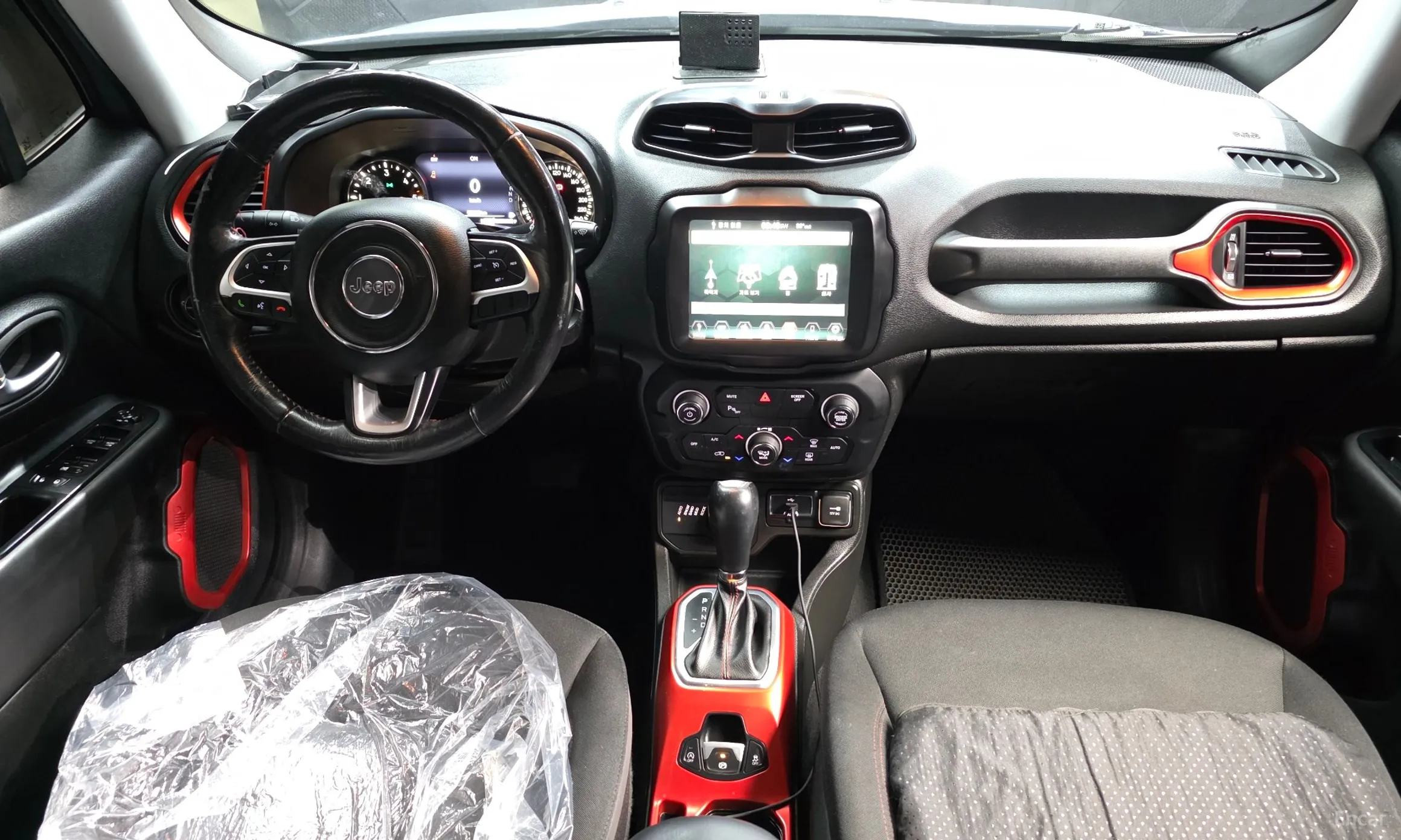 Jeep Renegade превью 7