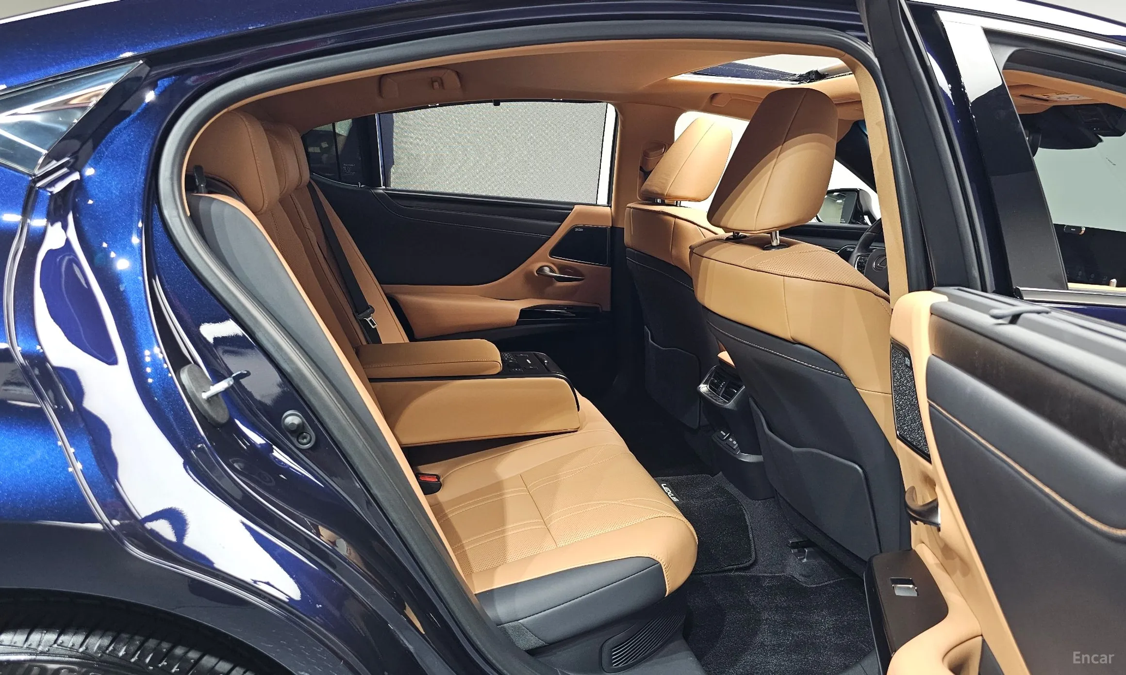Lexus ES300h 7th Generation превью 11
