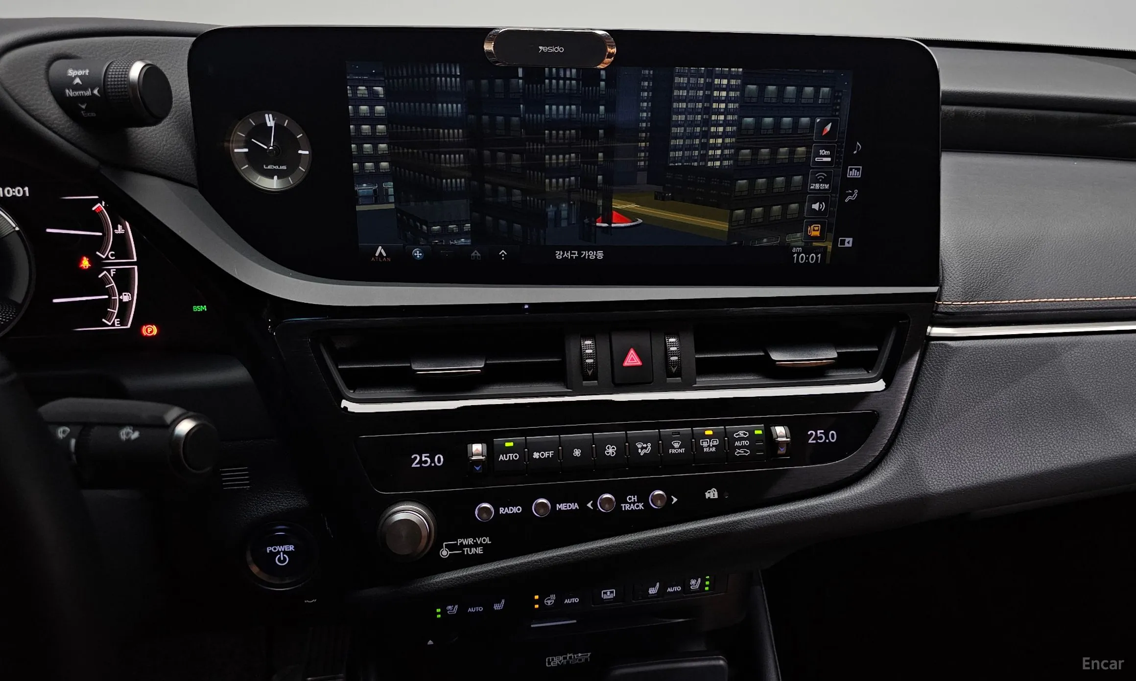 Lexus ES300h 7th Generation превью 14