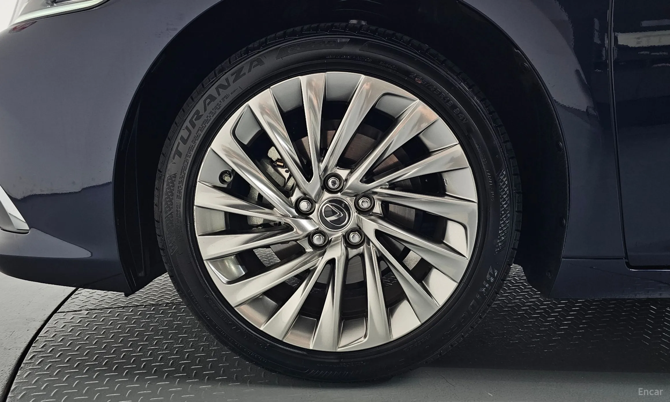 Lexus ES300h 7th Generation превью 5