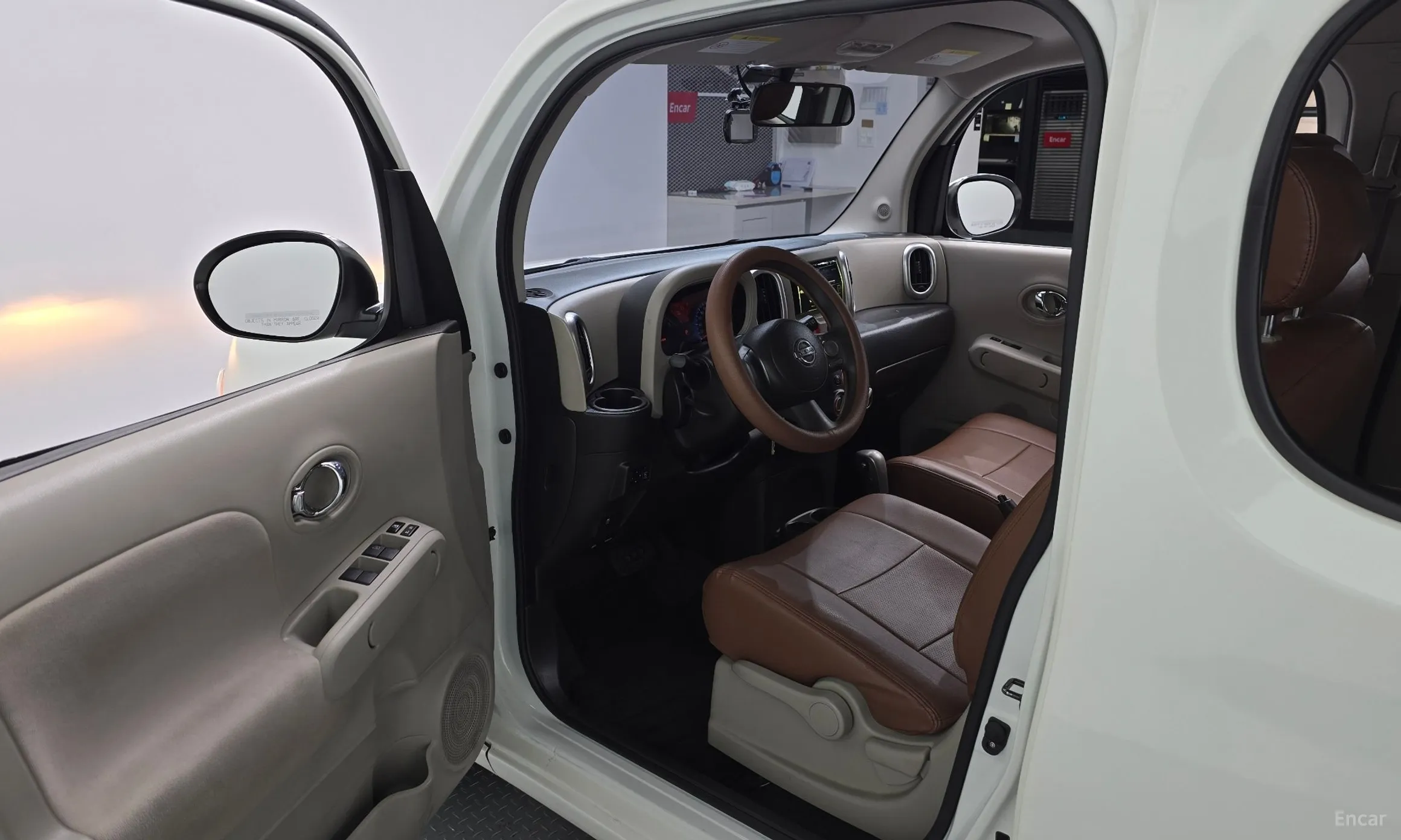 Nissan Cube превью 10
