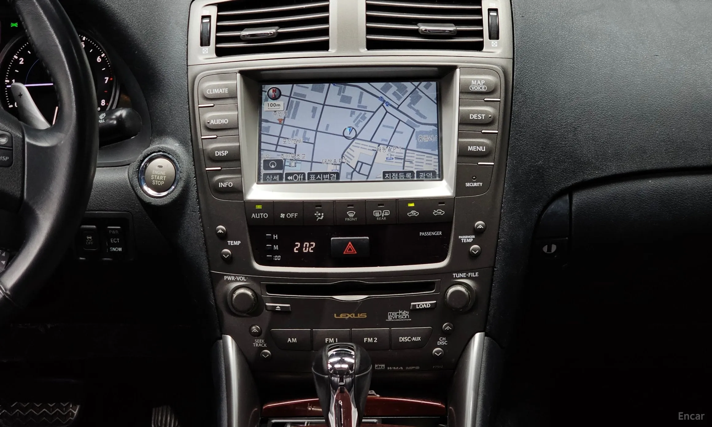 Lexus IS250 превью 14
