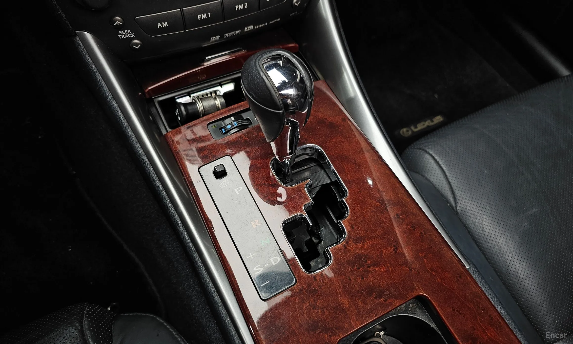 Lexus IS250 превью 9