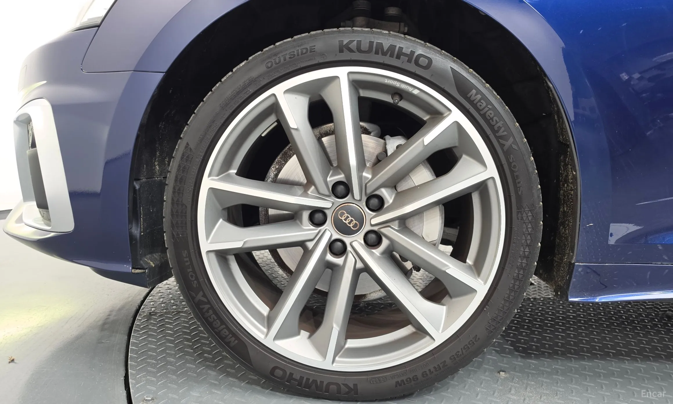 Audi A5 (F5) превью 5