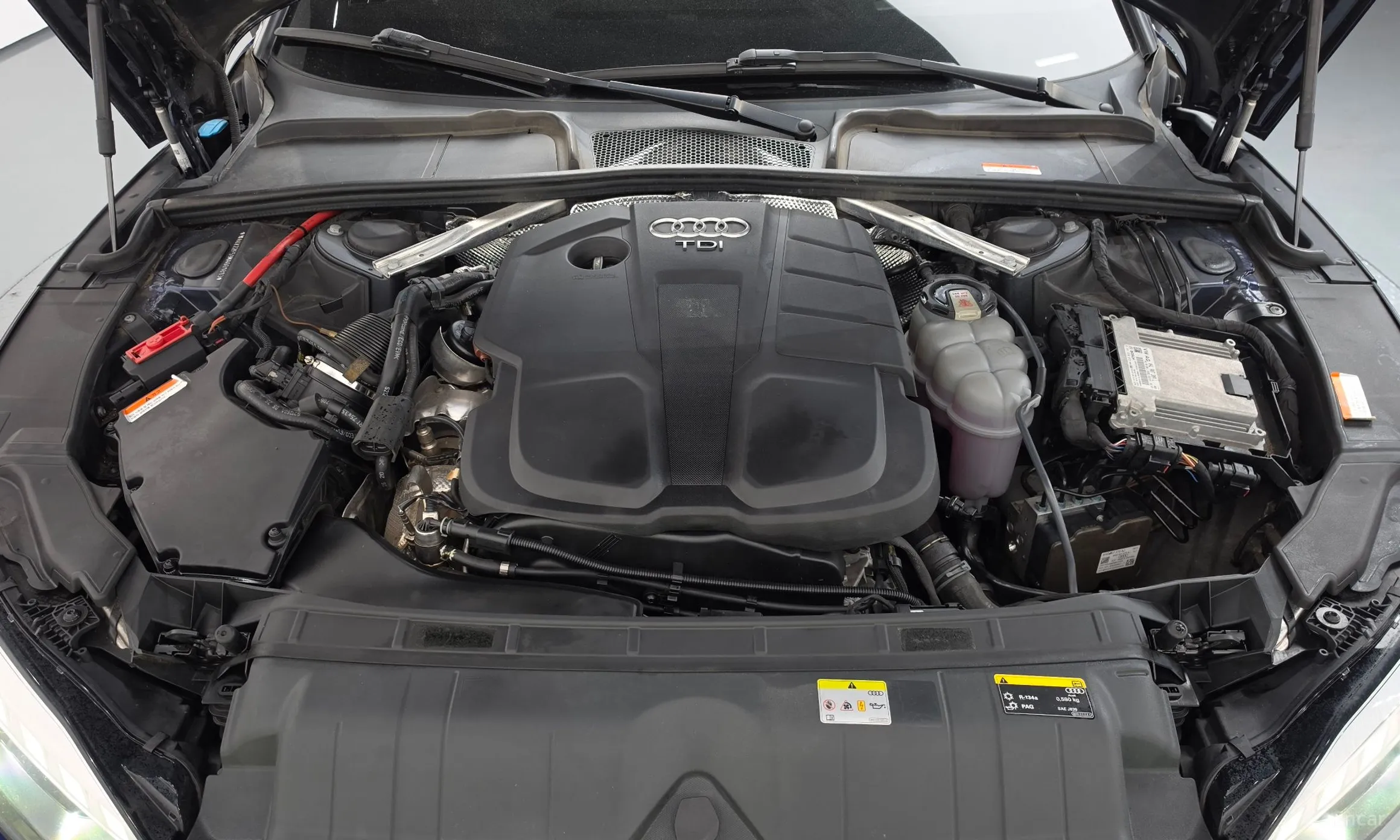 Audi A5 (F5) превью 6