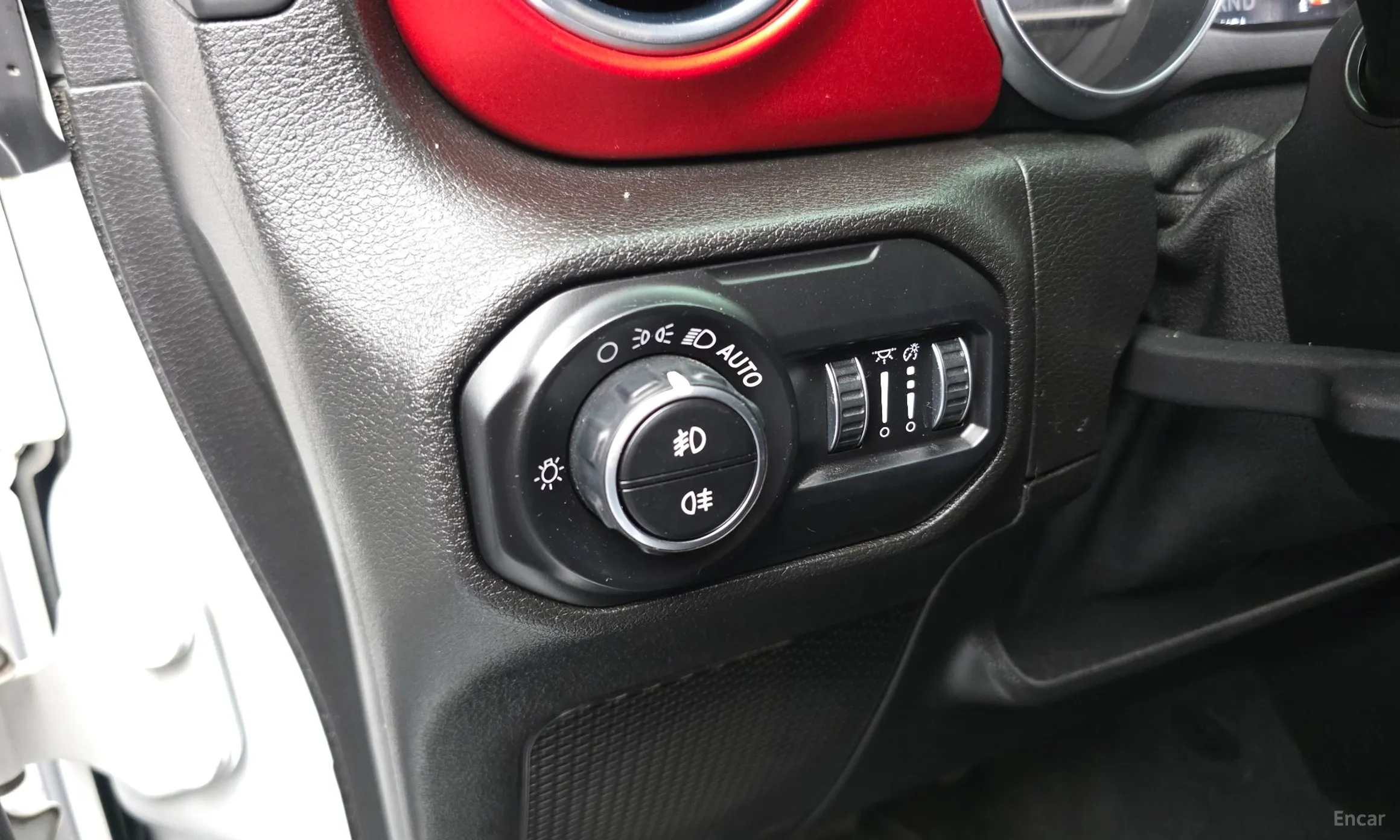 Jeep Wrangler (JL) превью 18